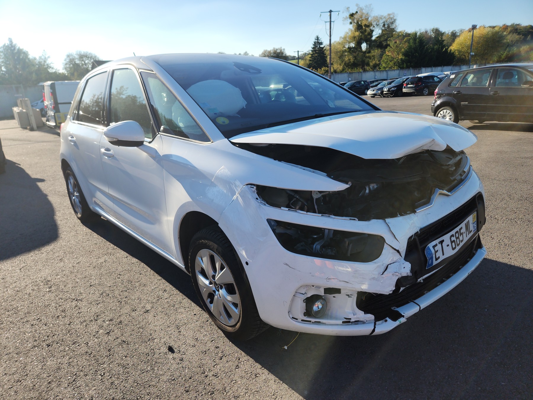 Anti brouillard gauche (feux) pour CITROEN C4 PICASSO 2 PHASE 2 Anti brouillard gauche (feux) pour CITROEN C4 PICASSO 2 PHASE 2