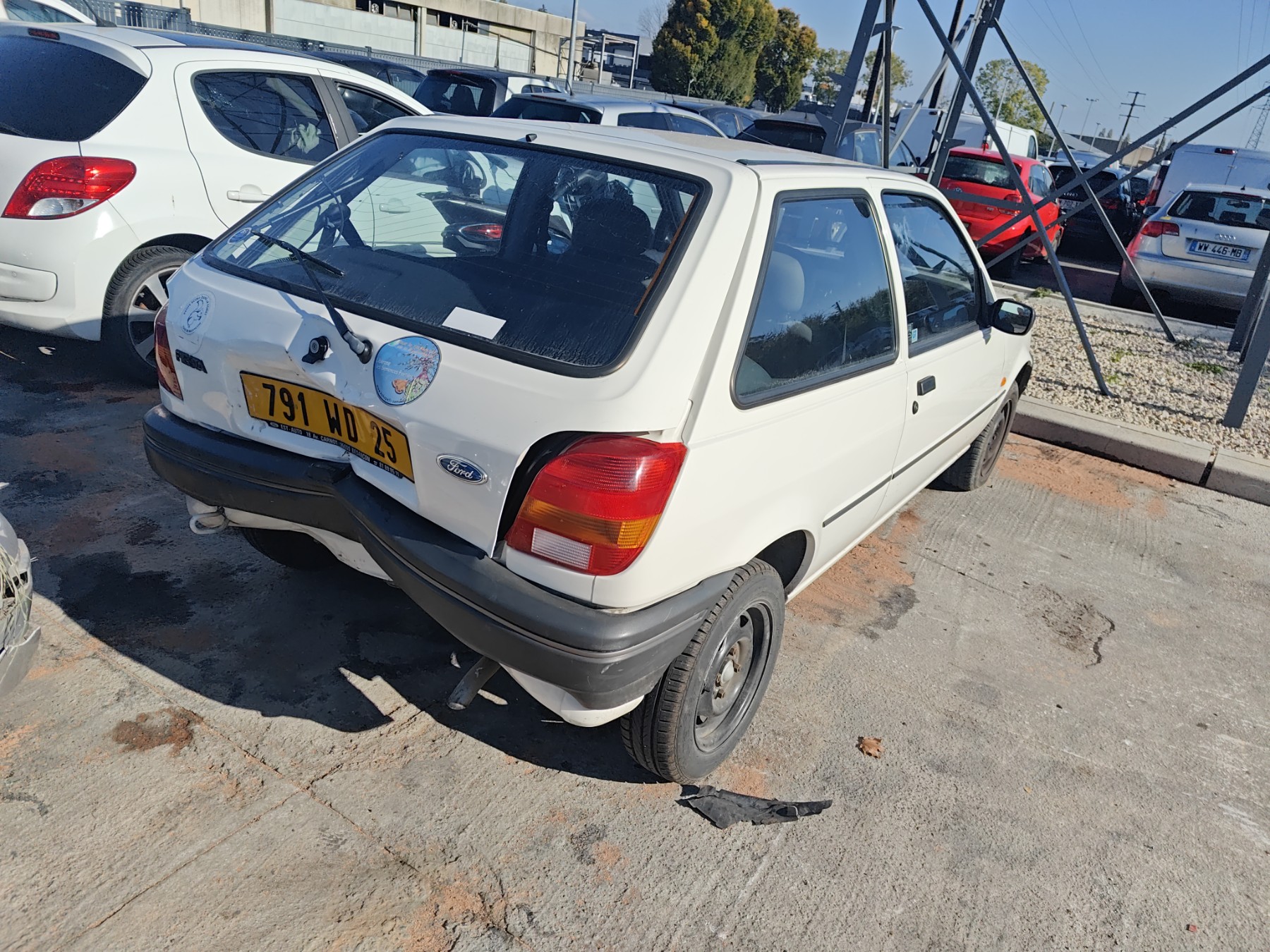 Retroviseur gauche pour FORD FIESTA 3 PHASE 1 Retroviseur gauche pour FORD FIESTA 3 PHASE 1