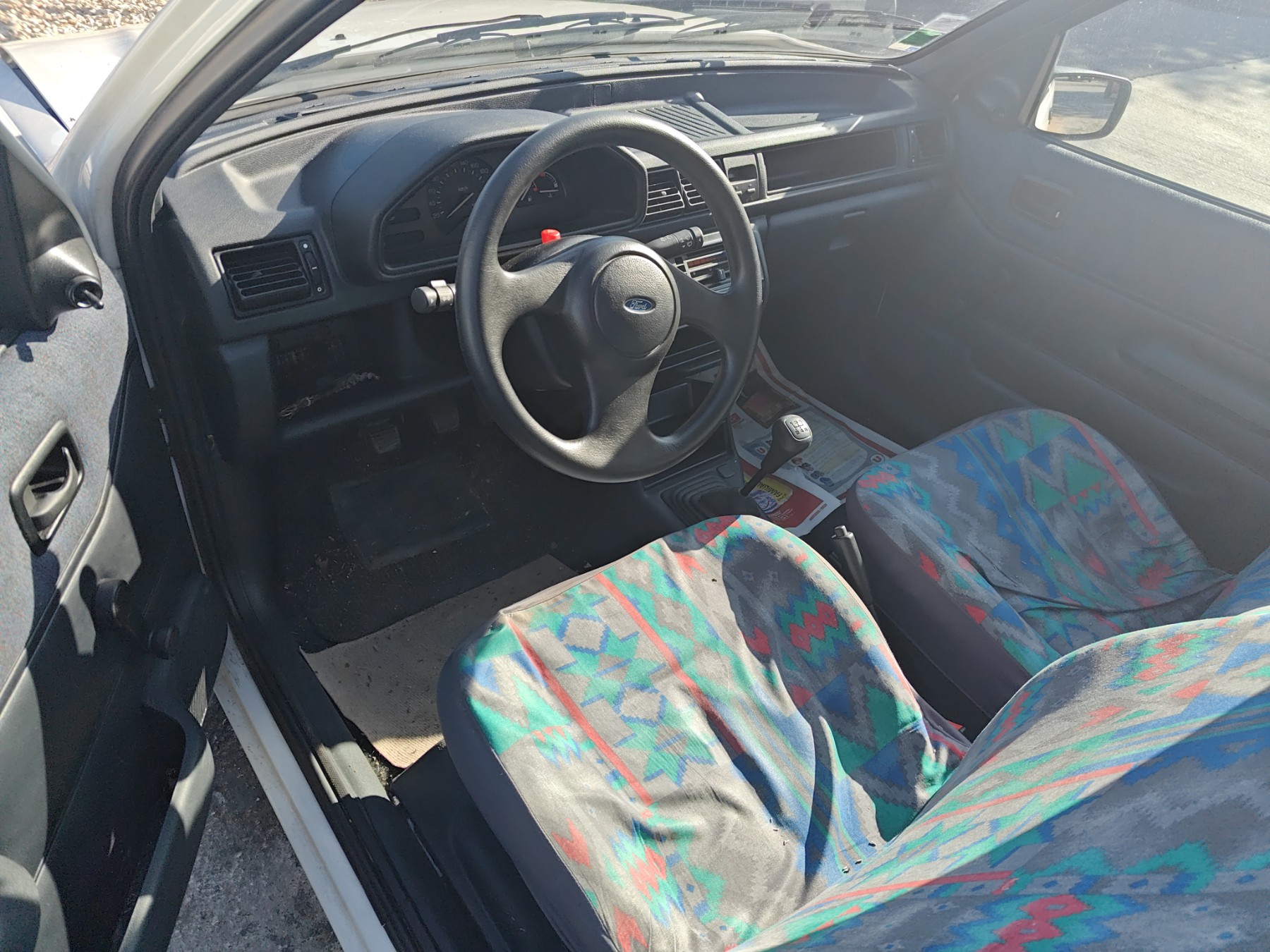 Retroviseur gauche pour FORD FIESTA 3 PHASE 1 Retroviseur gauche pour FORD FIESTA 3 PHASE 1