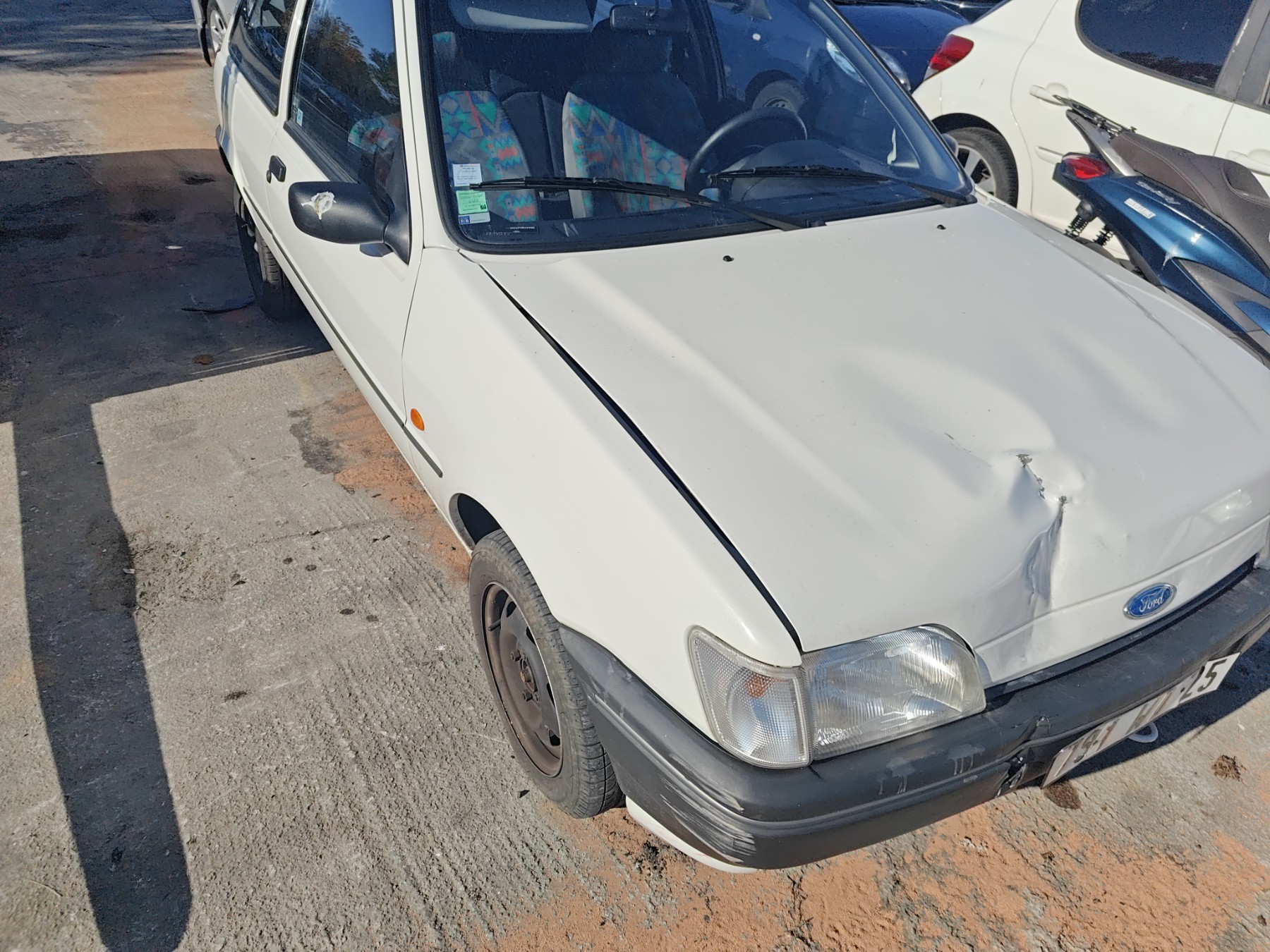Retroviseur gauche pour FORD FIESTA 3 PHASE 1 Retroviseur gauche pour FORD FIESTA 3 PHASE 1
