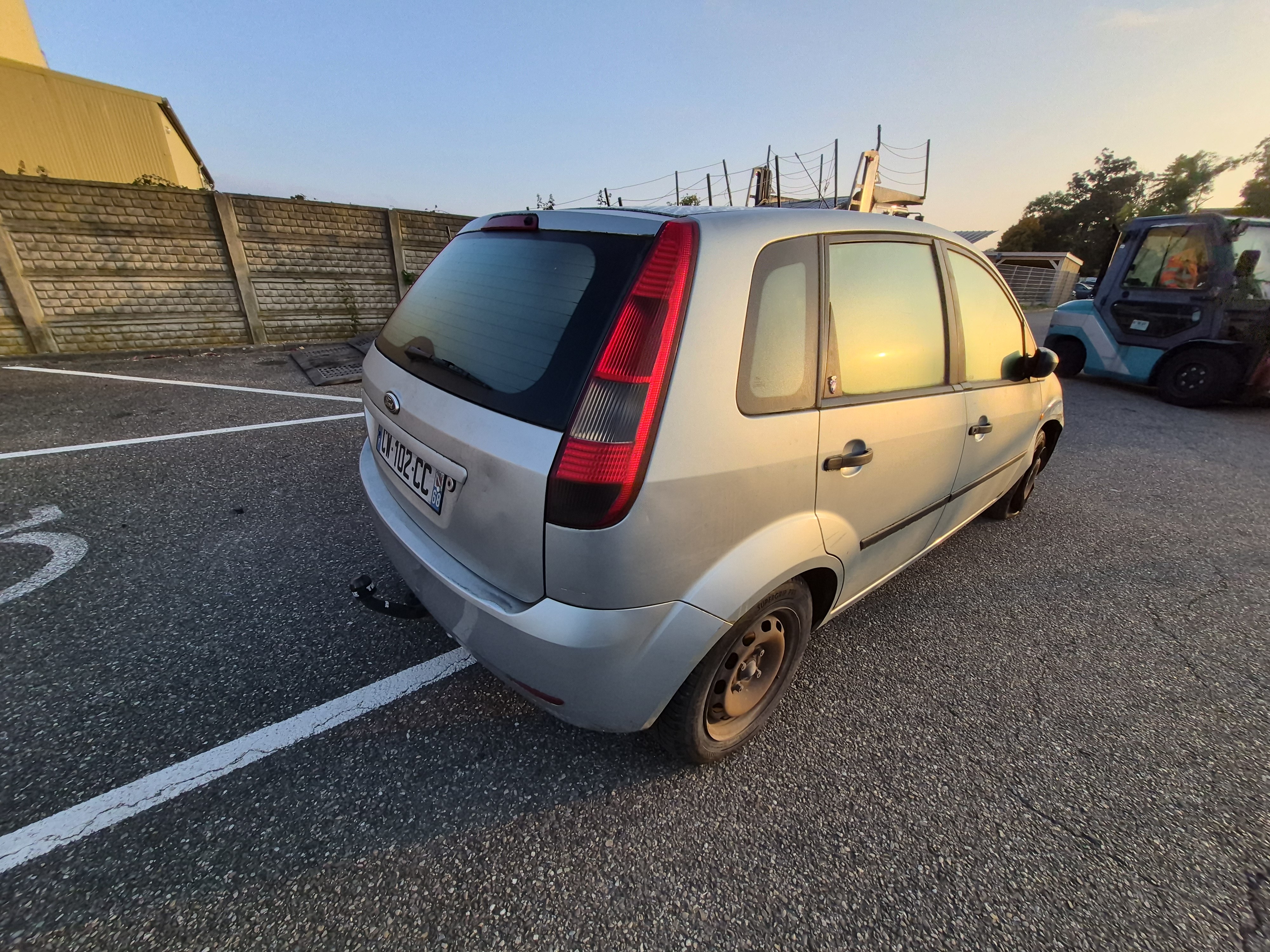 Volant pour FORD FIESTA 5 PHASE 1 Volant pour FORD FIESTA 5 PHASE 1