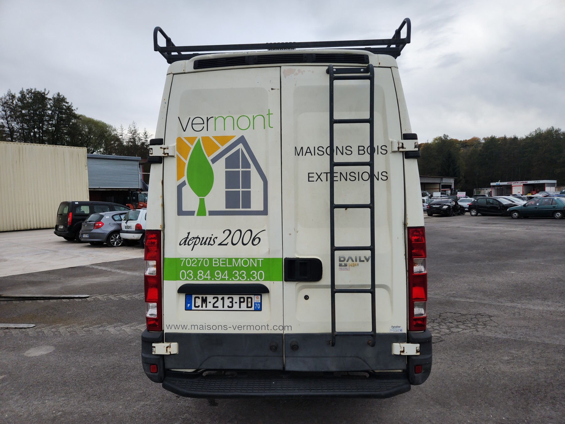 Crosse arriere gauche pour IVECO DAILY 4 PHASE 1 Crosse arriere gauche pour IVECO DAILY 4 PHASE 1
