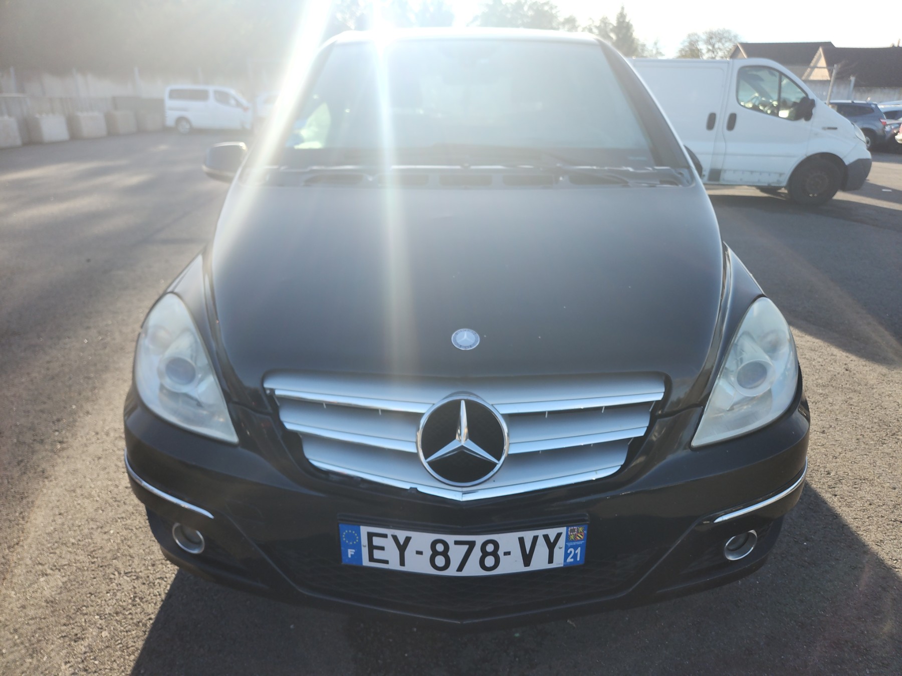 Pivot de moyeu avant gauche pour MERCEDES CLASSE B 245 PHASE 2 Pivot de moyeu avant gauche pour MERCEDES CLASSE B 245 PHASE 2