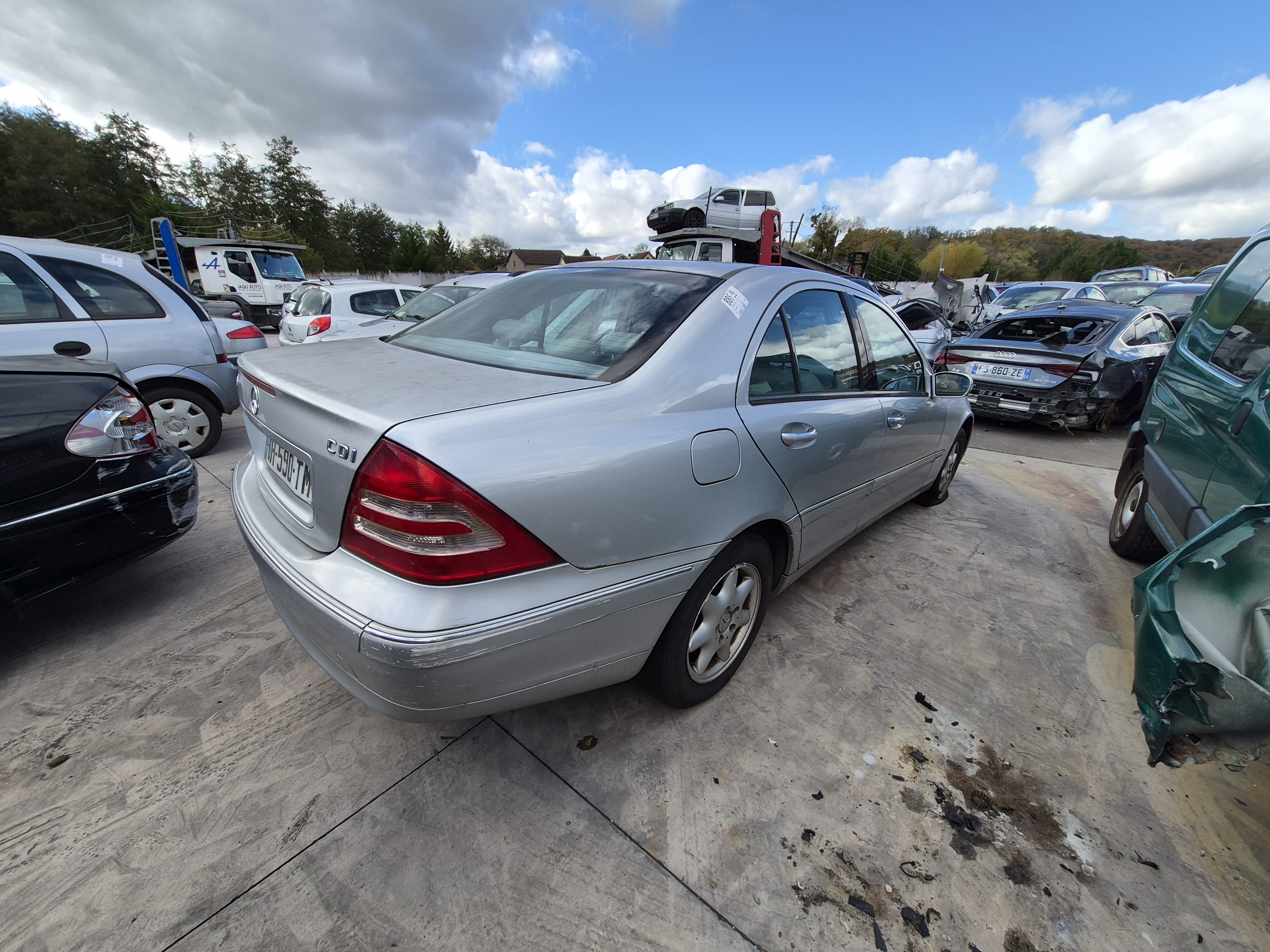 Feu arriere principal droit (feux) pour MERCEDES CLASSE C 203 PHASE 1 Feu arriere principal droit (feux) pour MERCEDES CLASSE C 203 PHASE 1