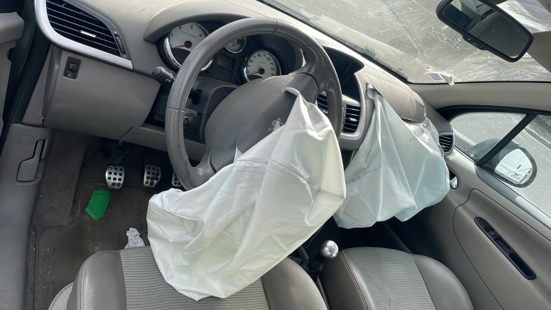 Compresseur clim pour PEUGEOT 207 PHASE 1 Compresseur clim pour PEUGEOT 207 PHASE 1