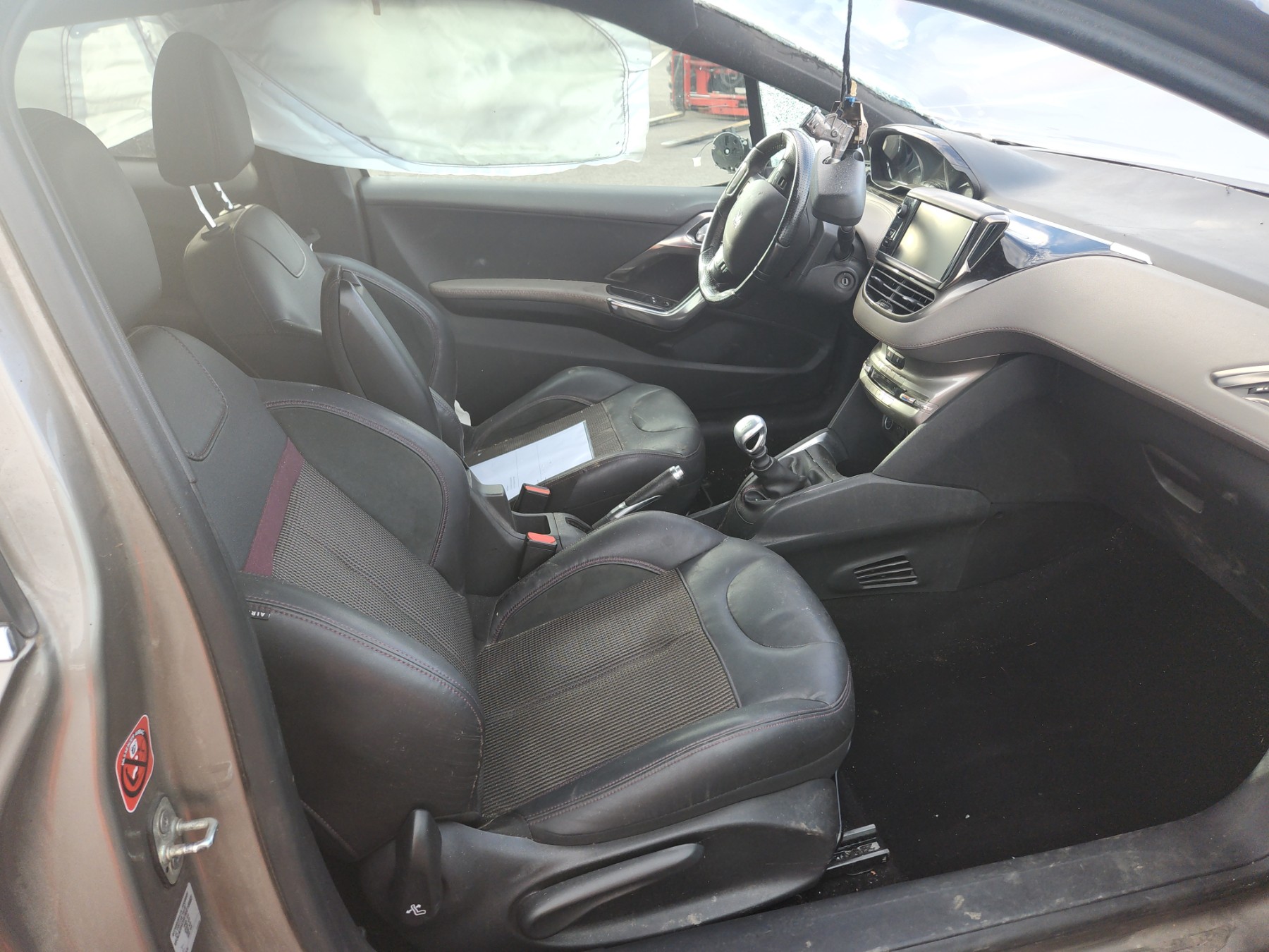Volant pour PEUGEOT 208 1 PHASE 1 Volant pour PEUGEOT 208 1 PHASE 1