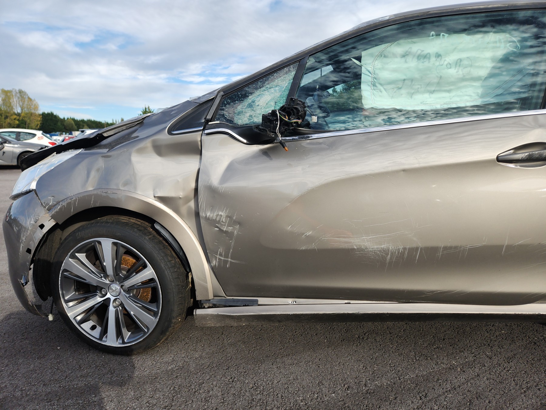 Volant pour PEUGEOT 208 1 PHASE 1 Volant pour PEUGEOT 208 1 PHASE 1
