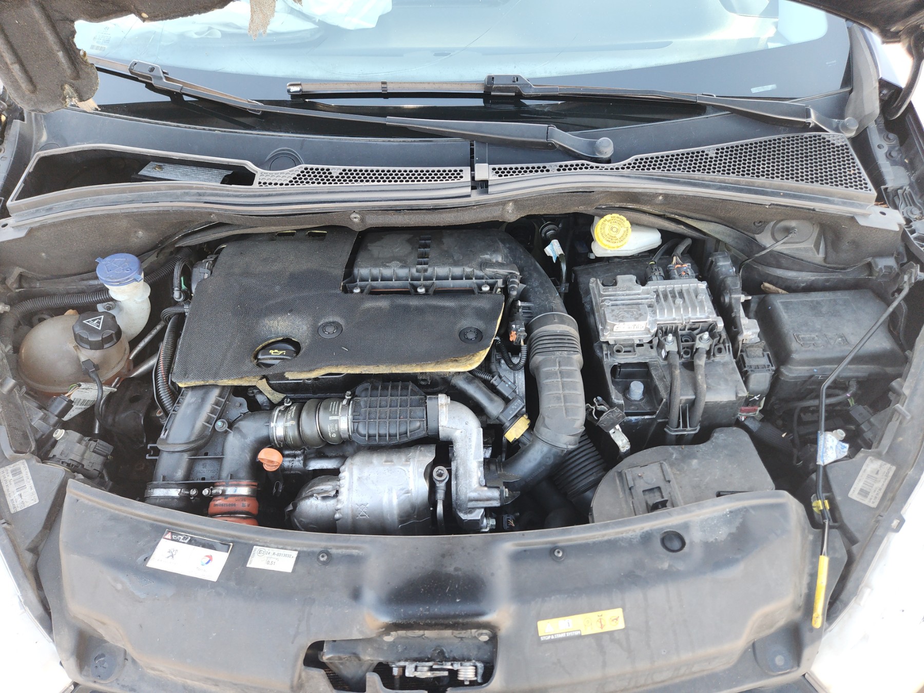 Réservoir AdBlue pour PEUGEOT 208 1 PHASE 2 Réservoir AdBlue pour PEUGEOT 208 1 PHASE 2
