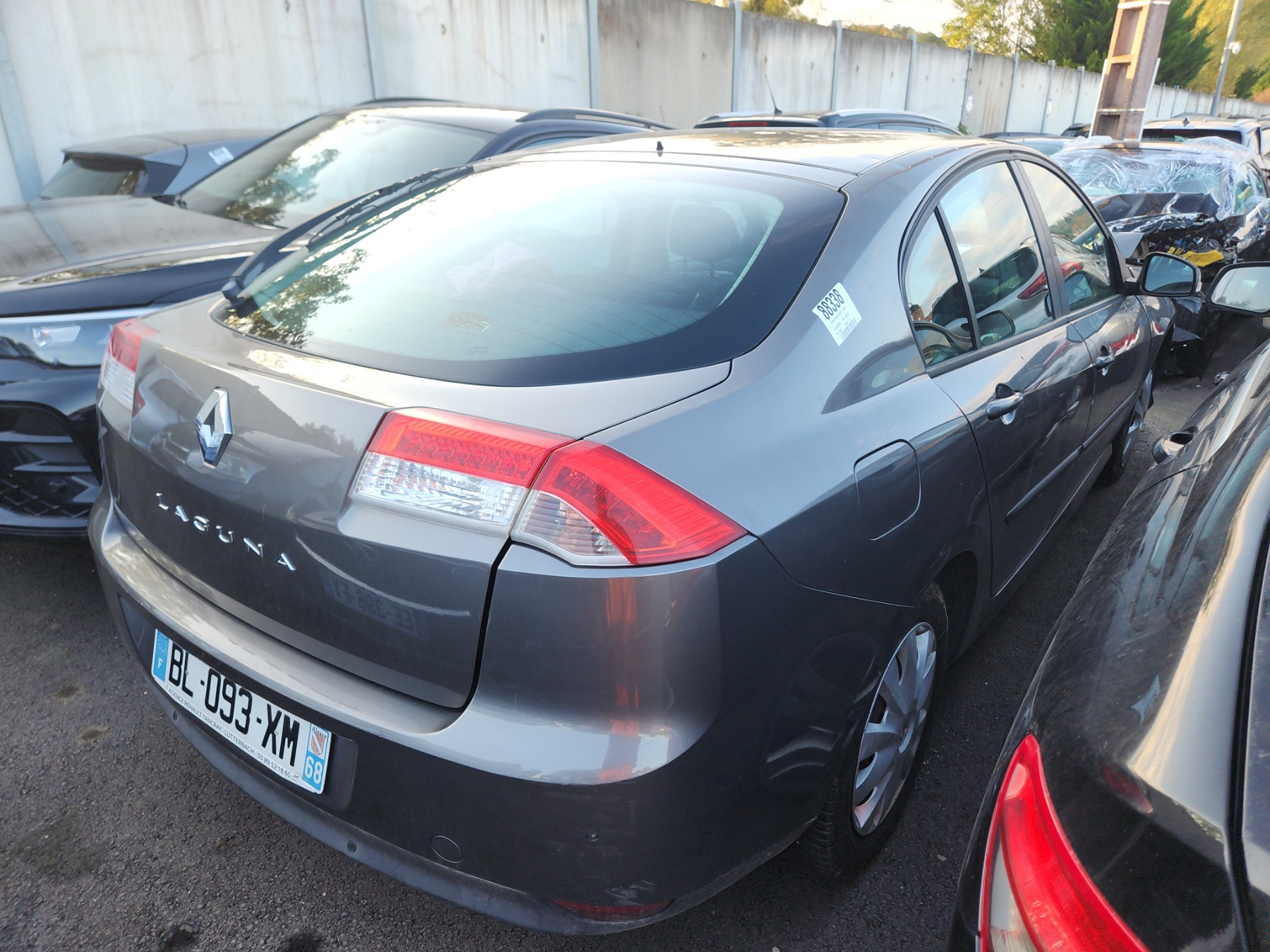 Feu arriere principal droit (feux) pour RENAULT LAGUNA 3 PHASE 1 Feu arriere principal droit (feux) pour RENAULT LAGUNA 3 PHASE 1