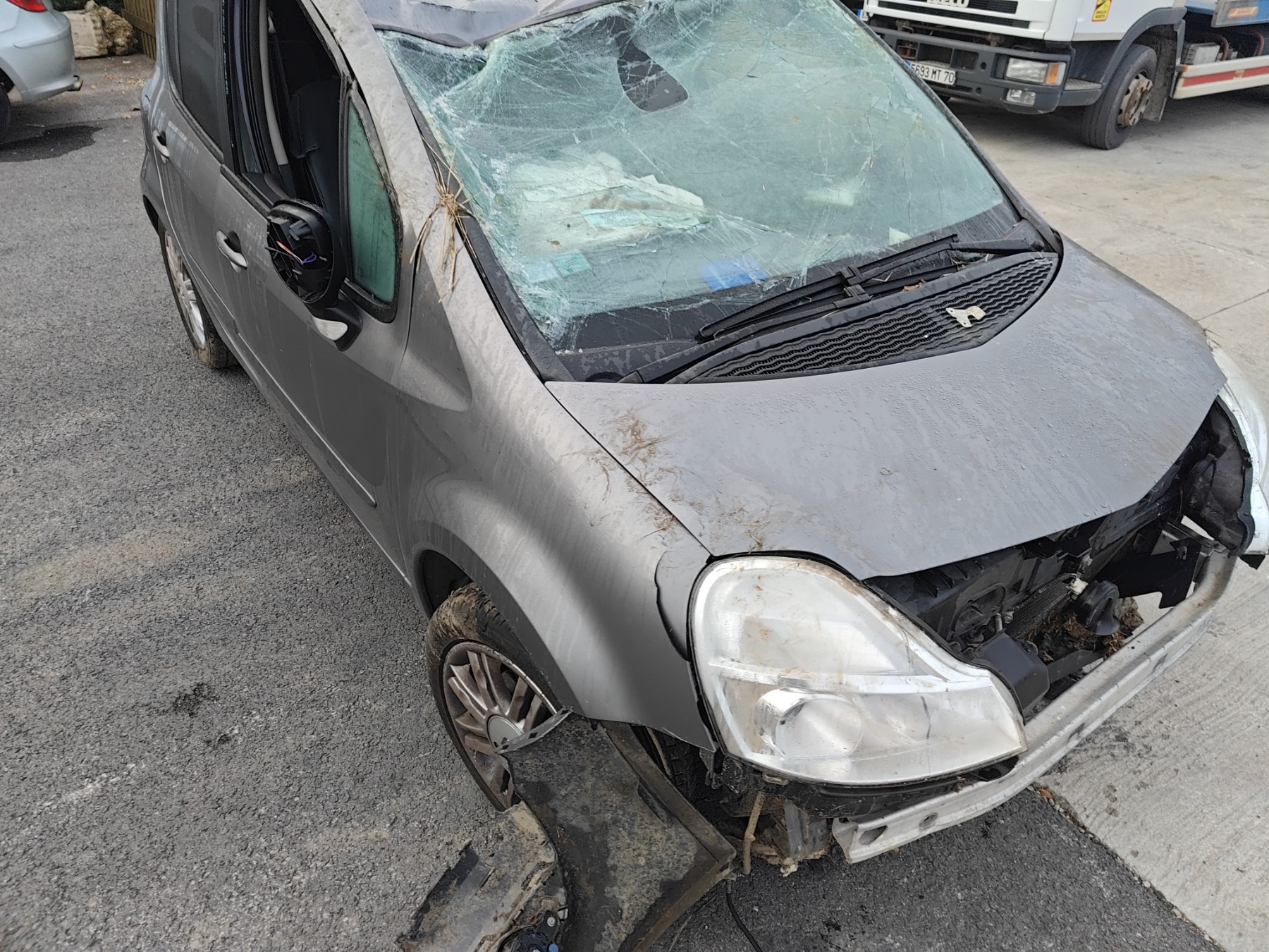 Feu arriere principal droit (feux) pour RENAULT MODUS PHASE 2 Feu arriere principal droit (feux) pour RENAULT MODUS PHASE 2