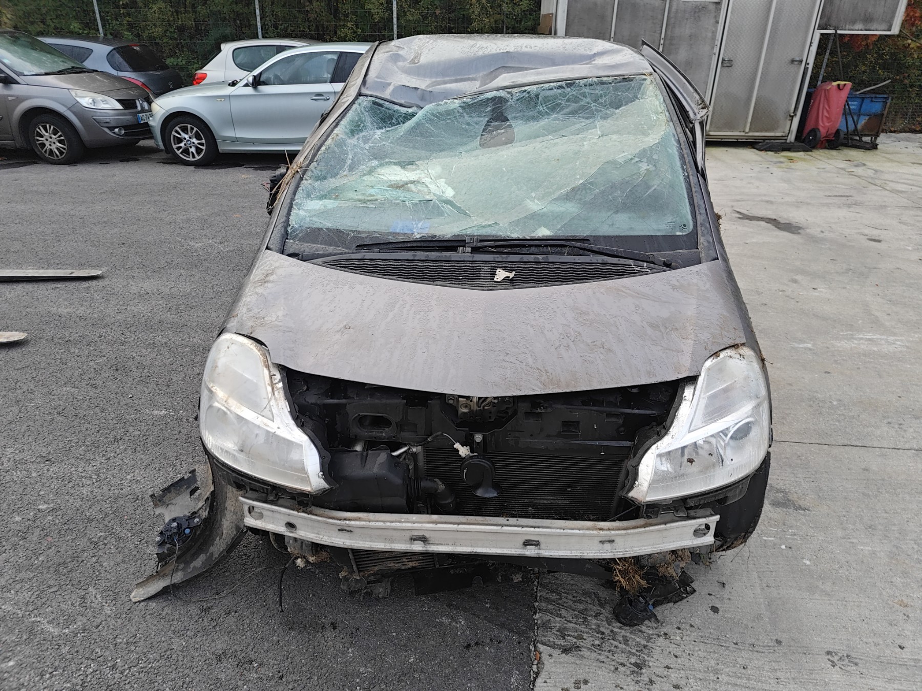 Feu arriere principal droit (feux) pour RENAULT MODUS PHASE 2 Feu arriere principal droit (feux) pour RENAULT MODUS PHASE 2