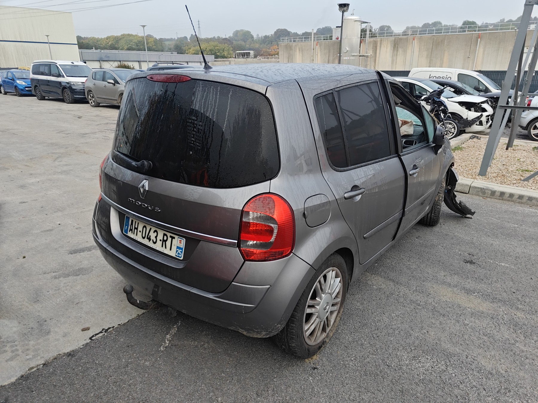 Feu arriere principal droit (feux) pour RENAULT MODUS PHASE 2 Feu arriere principal droit (feux) pour RENAULT MODUS PHASE 2