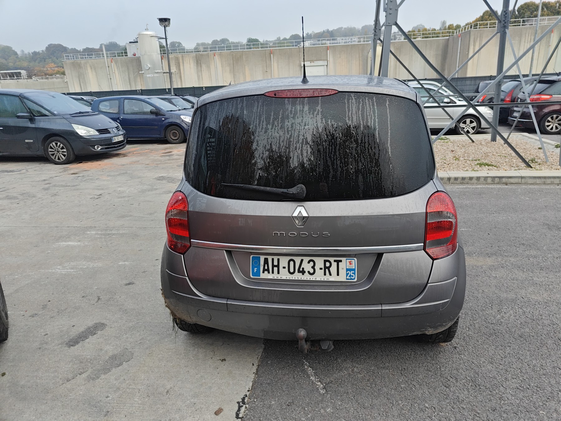 Feu arriere principal droit (feux) pour RENAULT MODUS PHASE 2 Feu arriere principal droit (feux) pour RENAULT MODUS PHASE 2