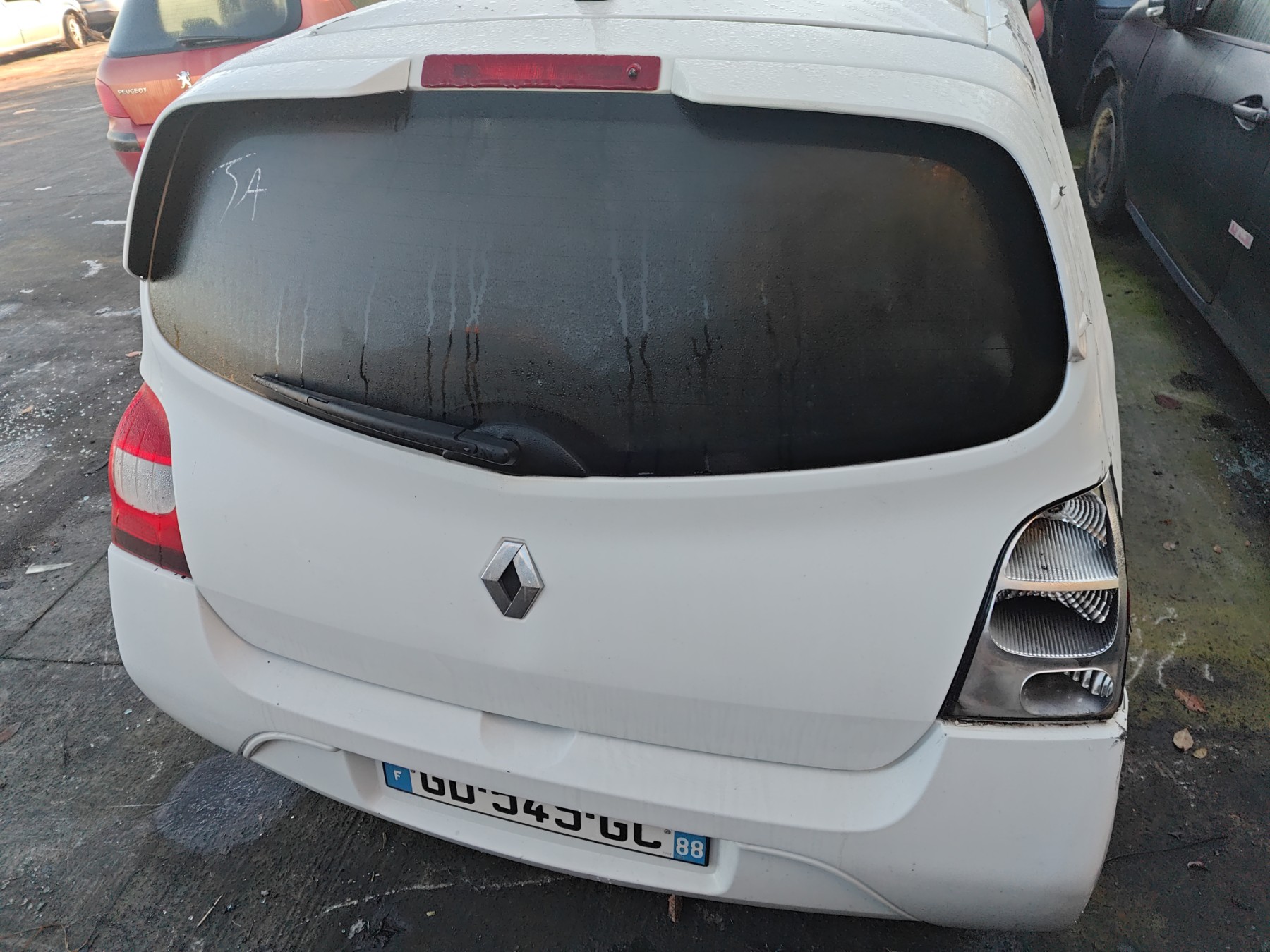 Appui tete avant pour RENAULT TWINGO 2 PHASE 1 Appui tete avant pour RENAULT TWINGO 2 PHASE 1