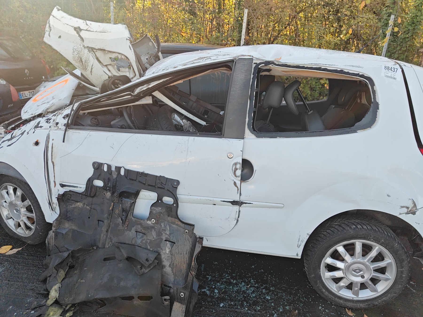 Appui tete avant pour RENAULT TWINGO 2 PHASE 1 Appui tete avant pour RENAULT TWINGO 2 PHASE 1