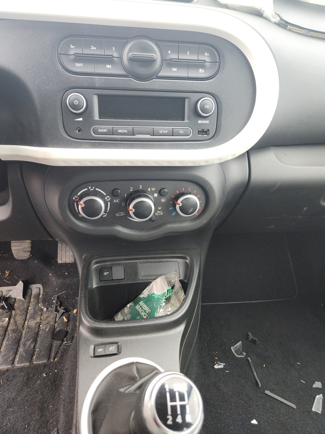 Ventilateur pour RENAULT TWINGO 3 Ventilateur pour RENAULT TWINGO 3