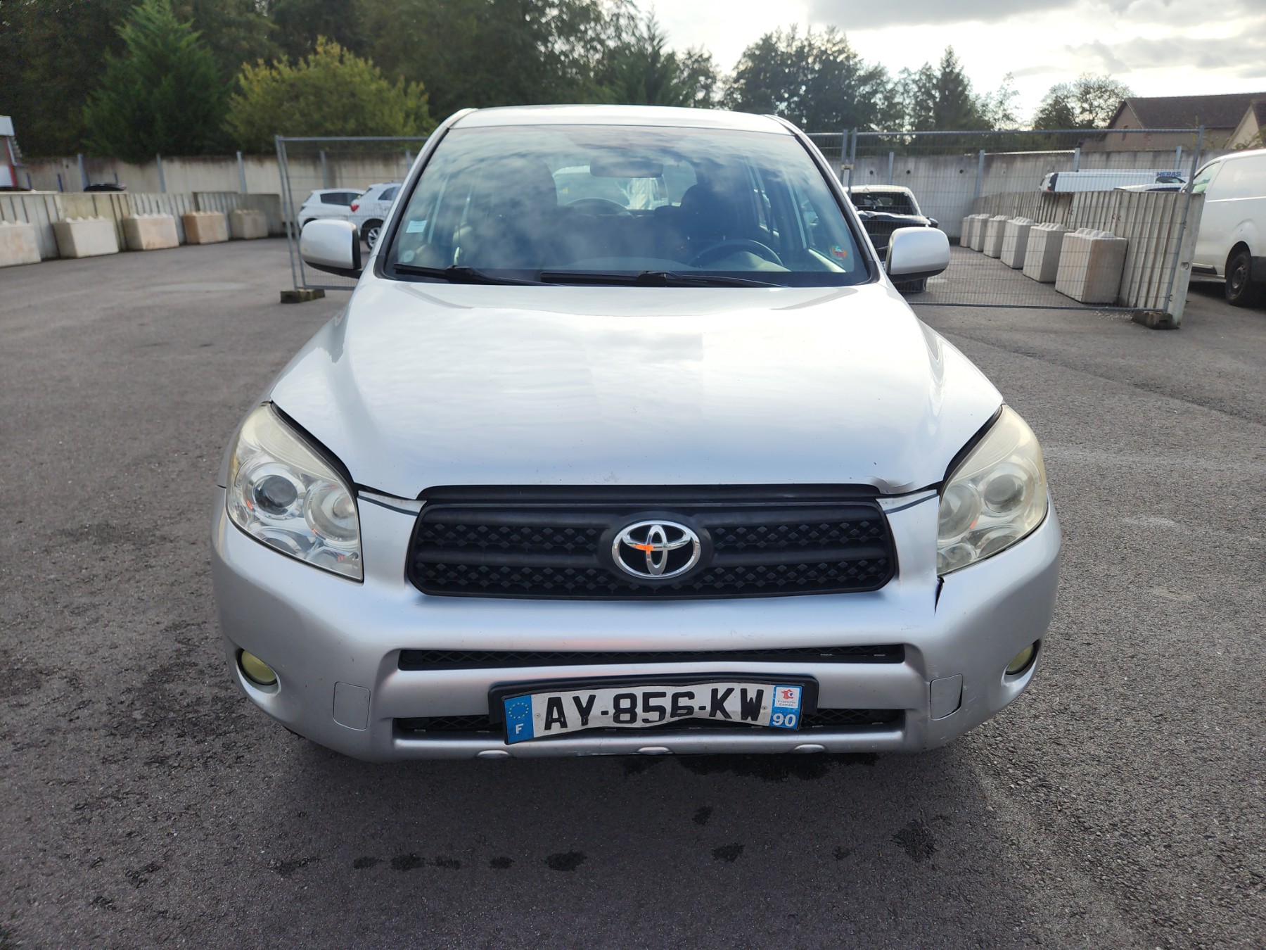 Optique avant principal droit (feux)(phare) pour TOYOTA RAV4 3 PHASE 1 Optique avant principal droit (feux)(phare) pour TOYOTA RAV4 3 PHASE 1