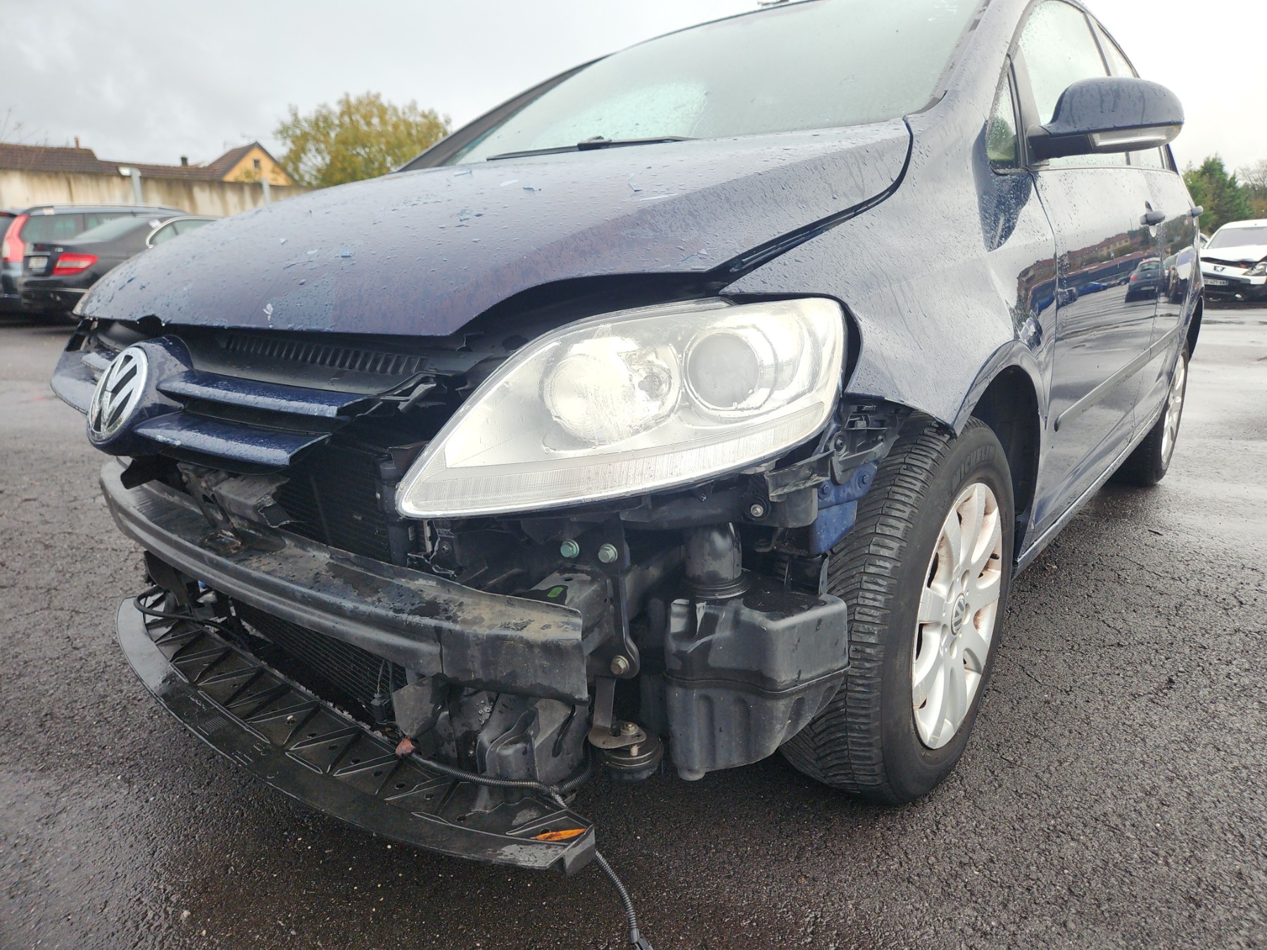 Renfort pare choc arriere (traverse) pour VOLKSWAGEN GOLF PLUS PHASE 1 Renfort pare choc arriere (traverse) pour VOLKSWAGEN GOLF PLUS PHASE 1