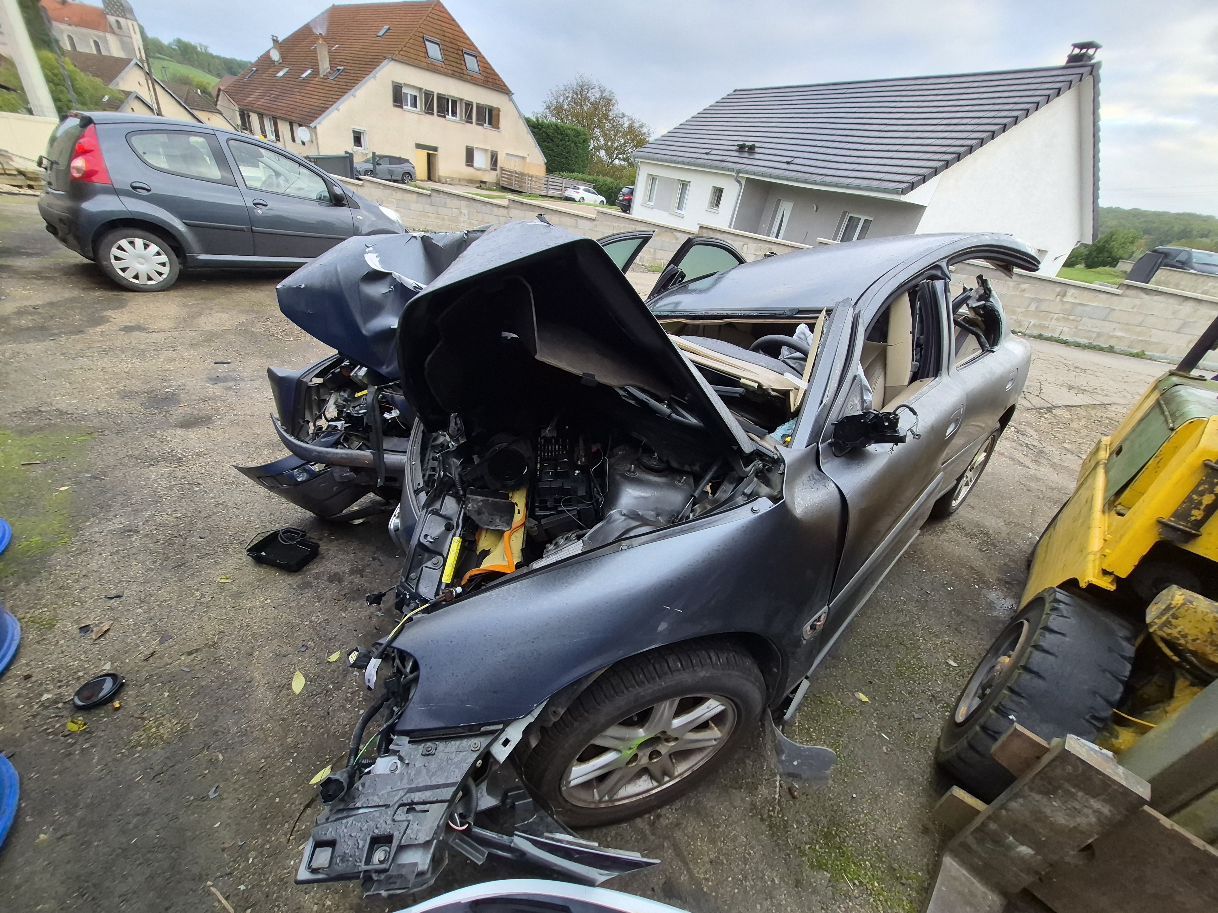 Etrier arriere droit (freinage) pour VOLVO S 60 1 PHASE 1 Etrier arriere droit (freinage) pour VOLVO S 60 1 PHASE 1