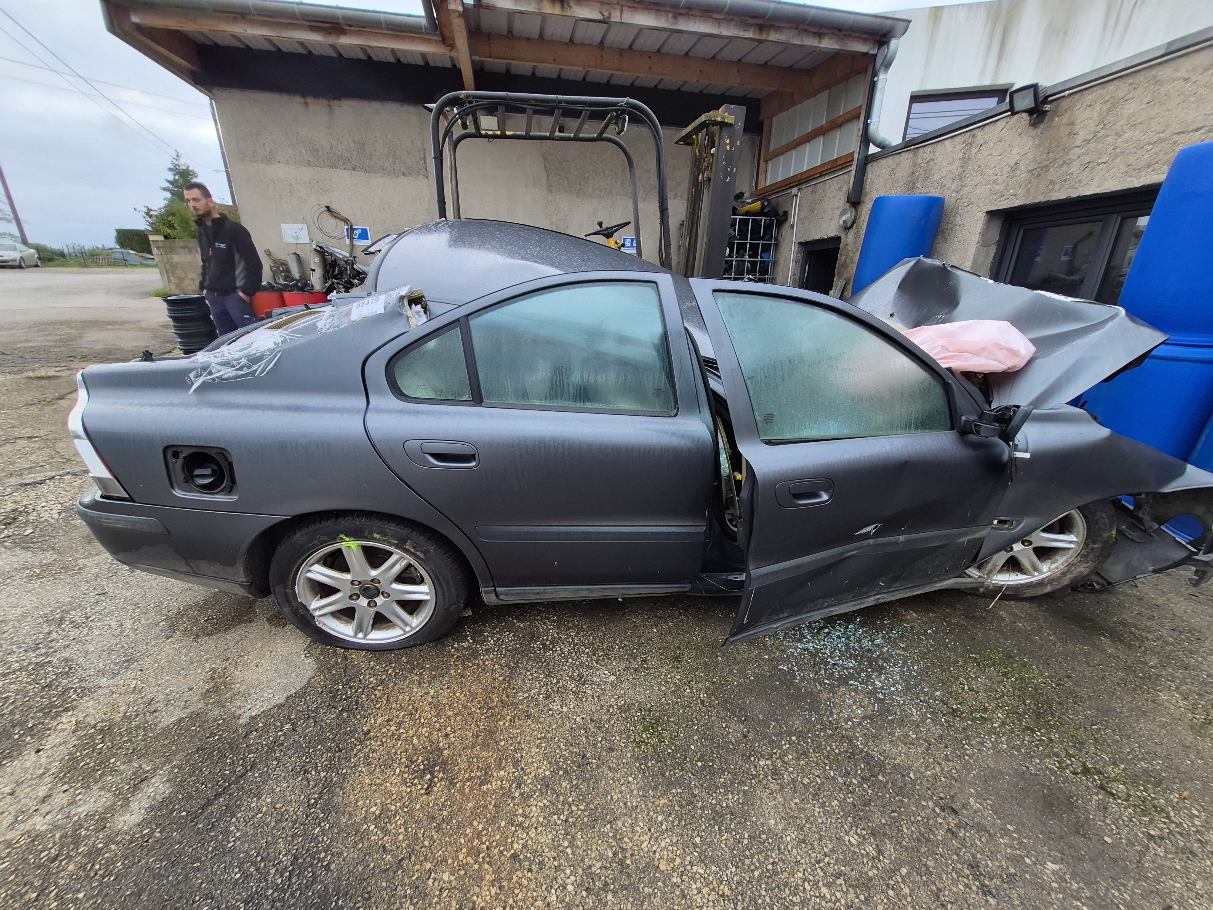 Etrier arriere droit (freinage) pour VOLVO S 60 1 PHASE 1 Etrier arriere droit (freinage) pour VOLVO S 60 1 PHASE 1