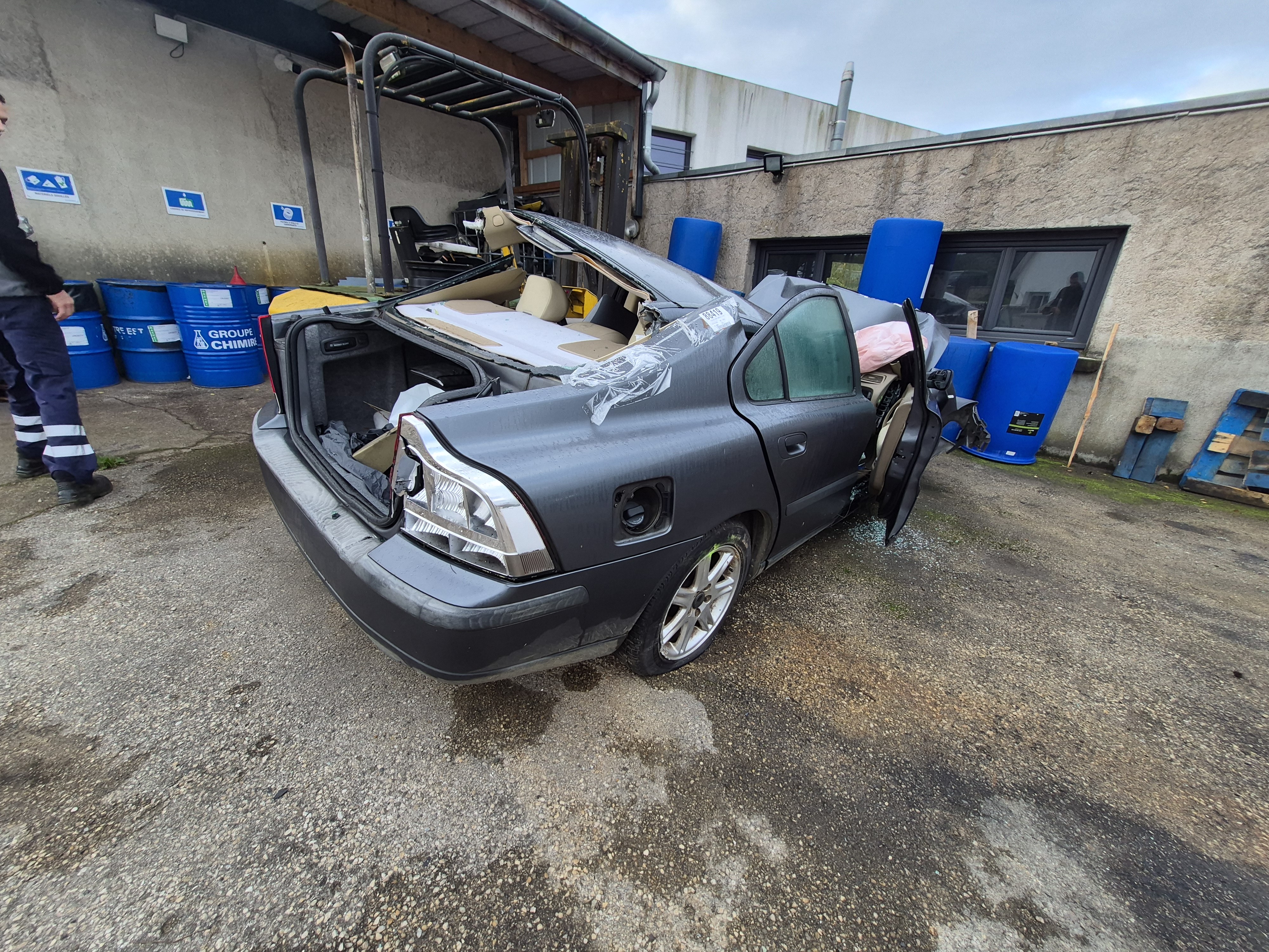 Etrier arriere droit (freinage) pour VOLVO S 60 1 PHASE 1 Etrier arriere droit (freinage) pour VOLVO S 60 1 PHASE 1