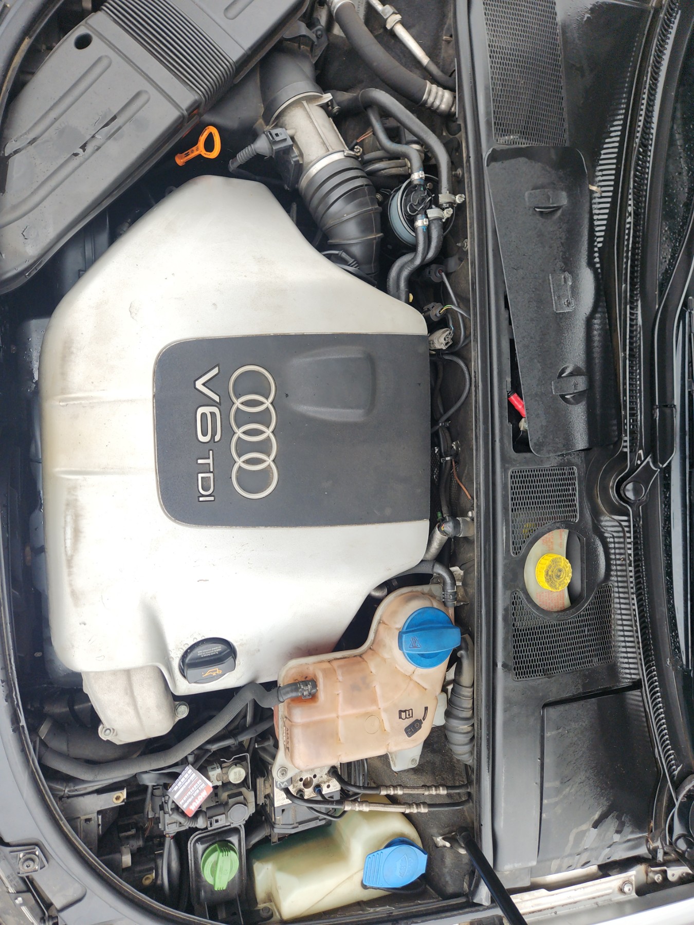 Feu arriere principal droit (feux) pour AUDI A4 2 PHASE 1 Feu arriere principal droit (feux) pour AUDI A4 2 PHASE 1