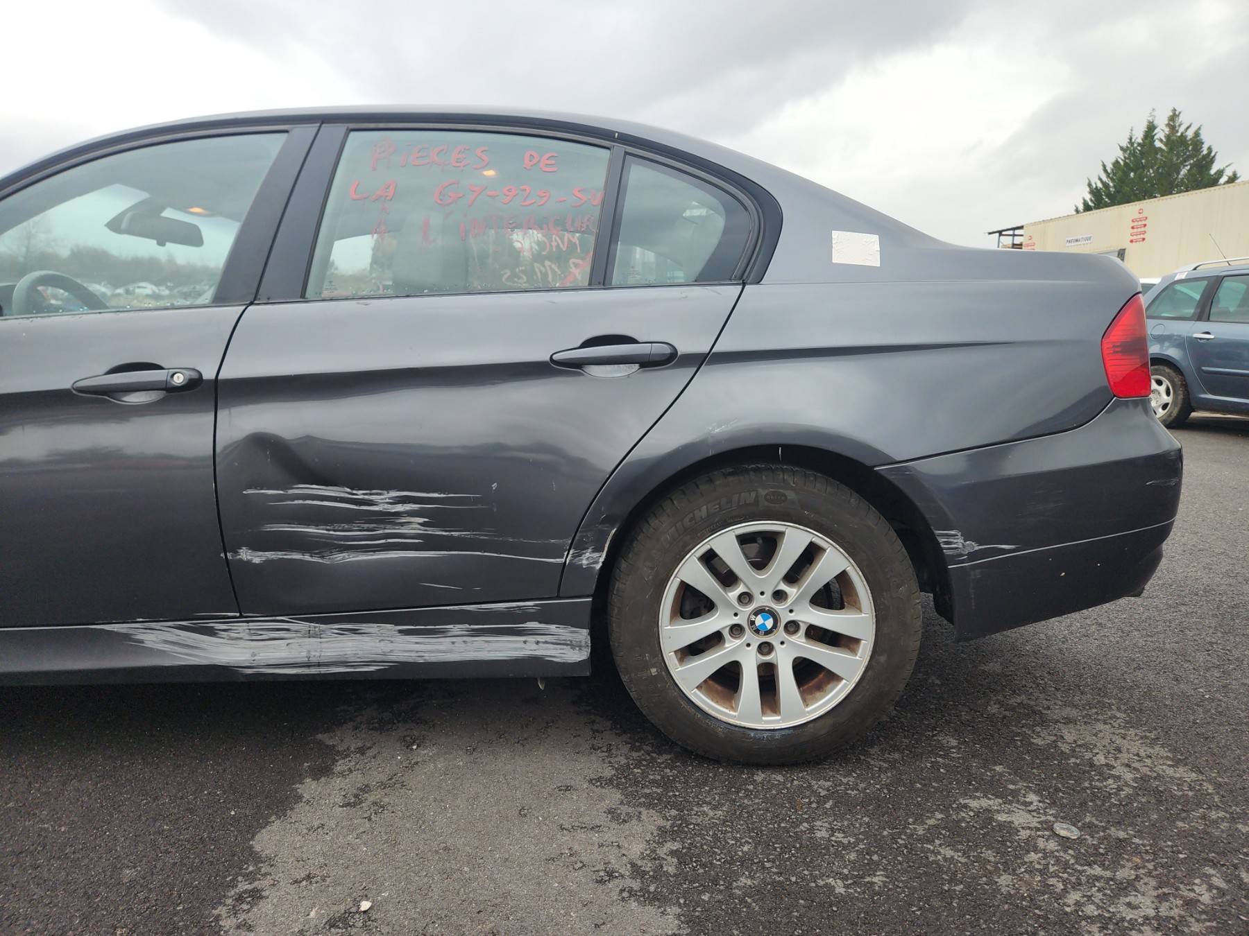 Aile avant gauche pour BMW SERIE 3 E90 PHASE 1 Aile avant gauche pour BMW SERIE 3 E90 PHASE 1