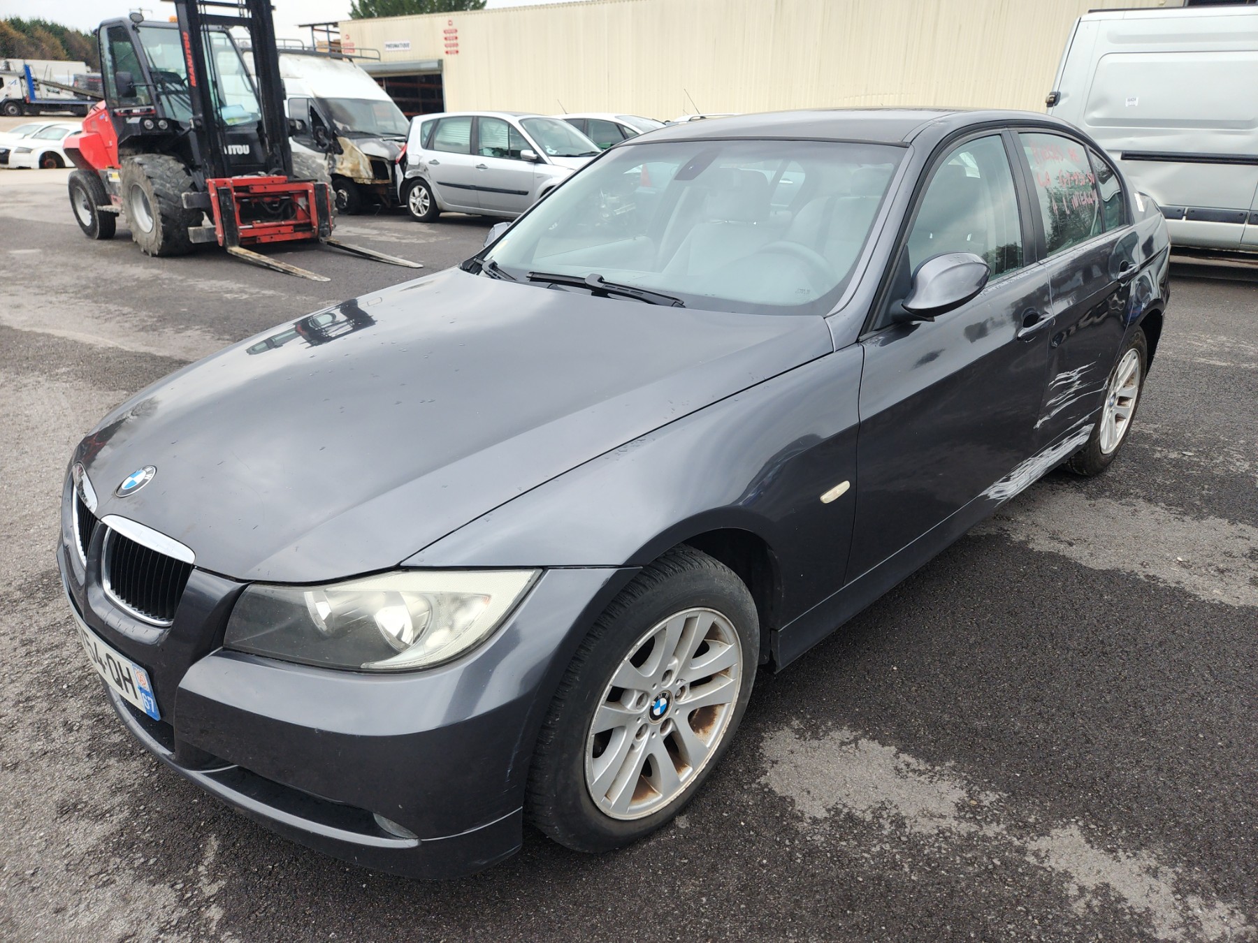 Aile avant gauche pour BMW SERIE 3 E90 PHASE 1 Aile avant gauche pour BMW SERIE 3 E90 PHASE 1