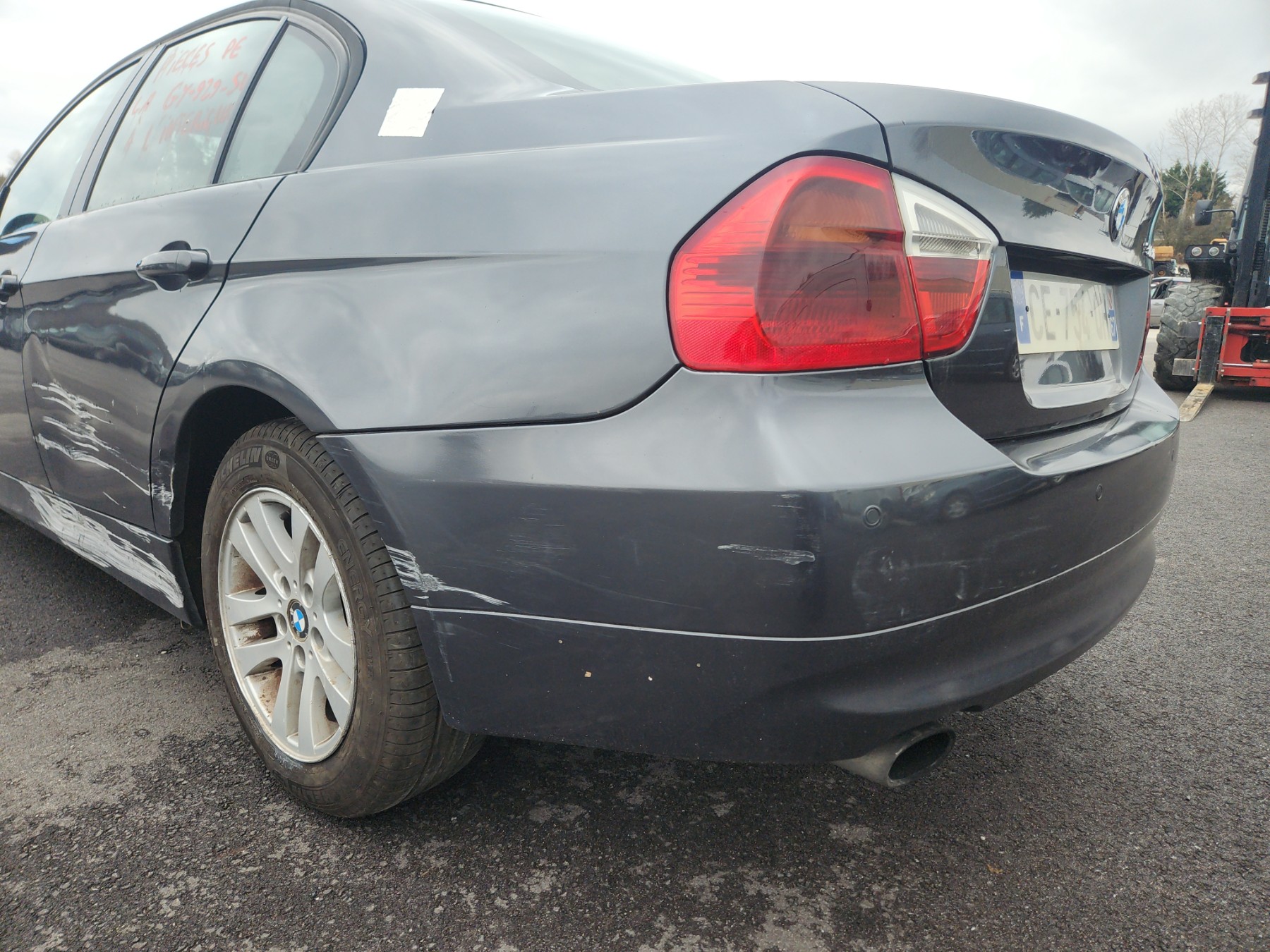 Aile avant gauche pour BMW SERIE 3 E90 PHASE 1 Aile avant gauche pour BMW SERIE 3 E90 PHASE 1