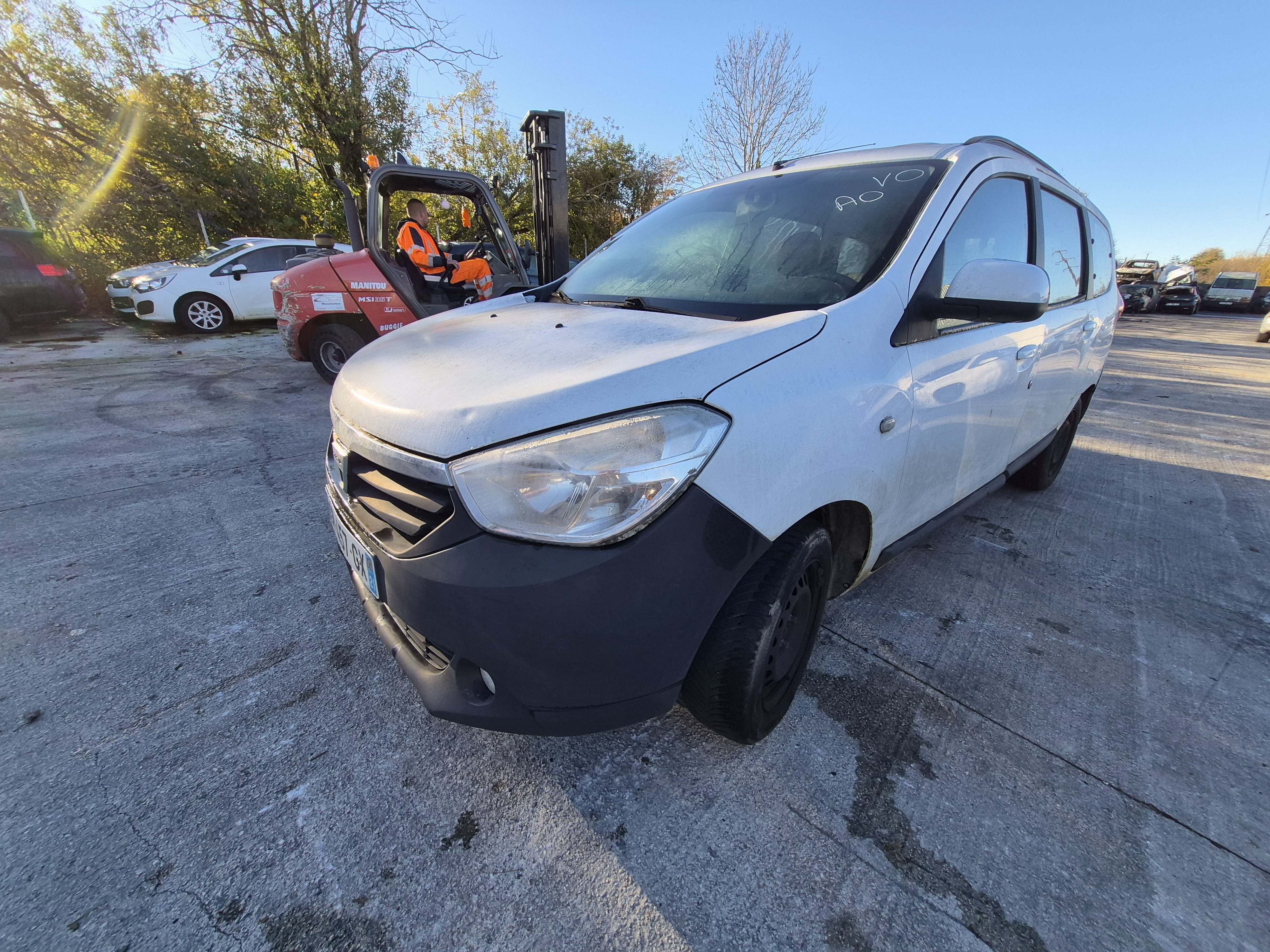 Optique avant principal droit (feux)(phare) pour DACIA LODGY PHASE 1 Optique avant principal droit (feux)(phare) pour DACIA LODGY PHASE 1