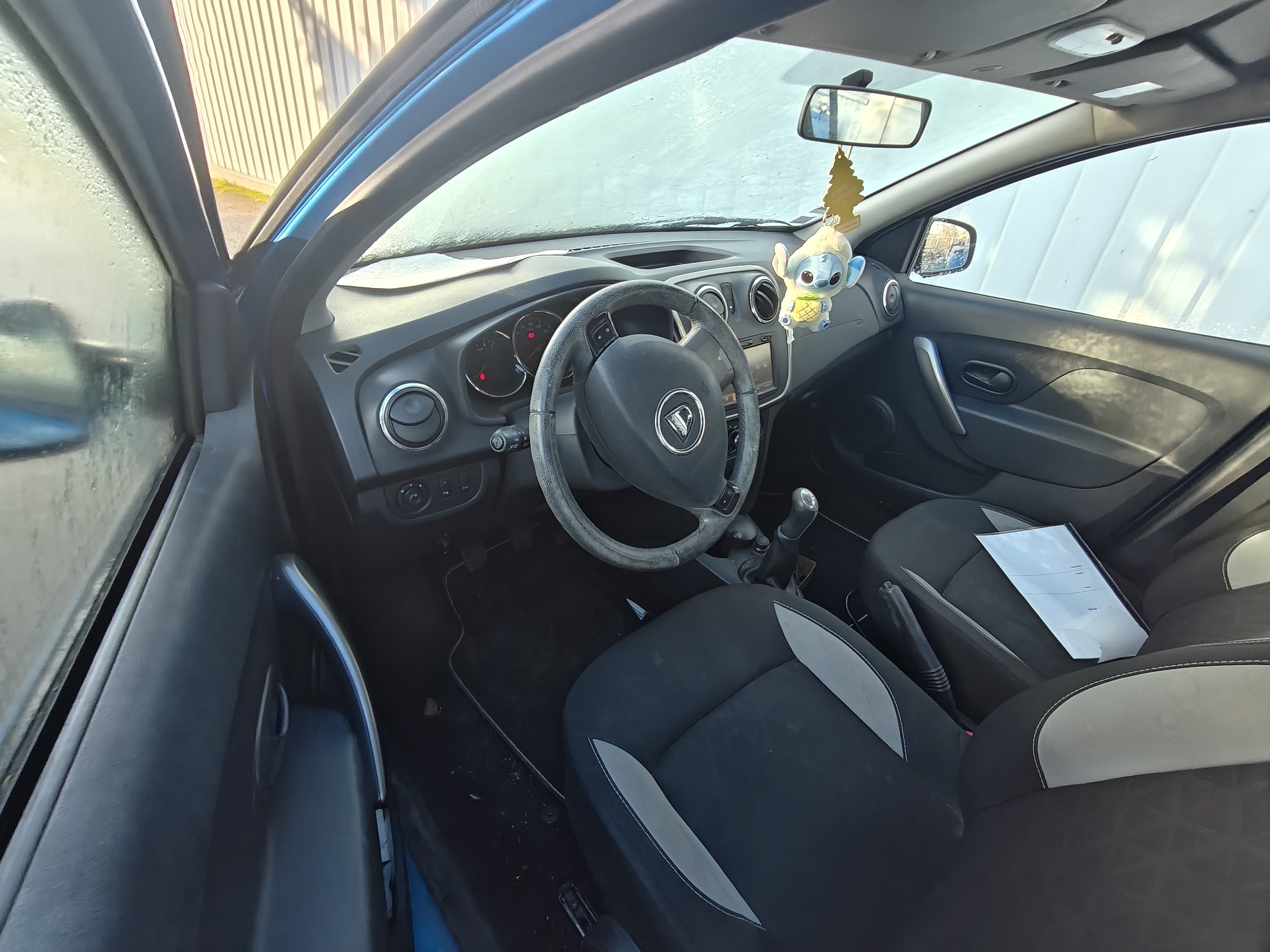 Kit enjoliveur interieur pour DACIA SANDERO 2 PHASE 1 Kit enjoliveur interieur pour DACIA SANDERO 2 PHASE 1