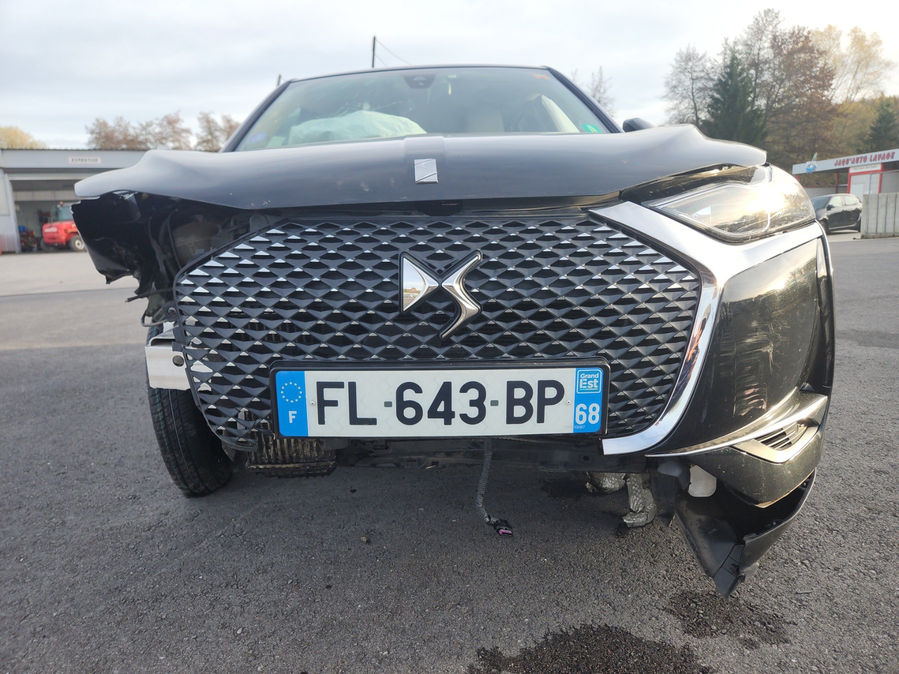 Appui tete avant pour DS DS3 CROSSBACK Appui tete avant pour DS DS3 CROSSBACK