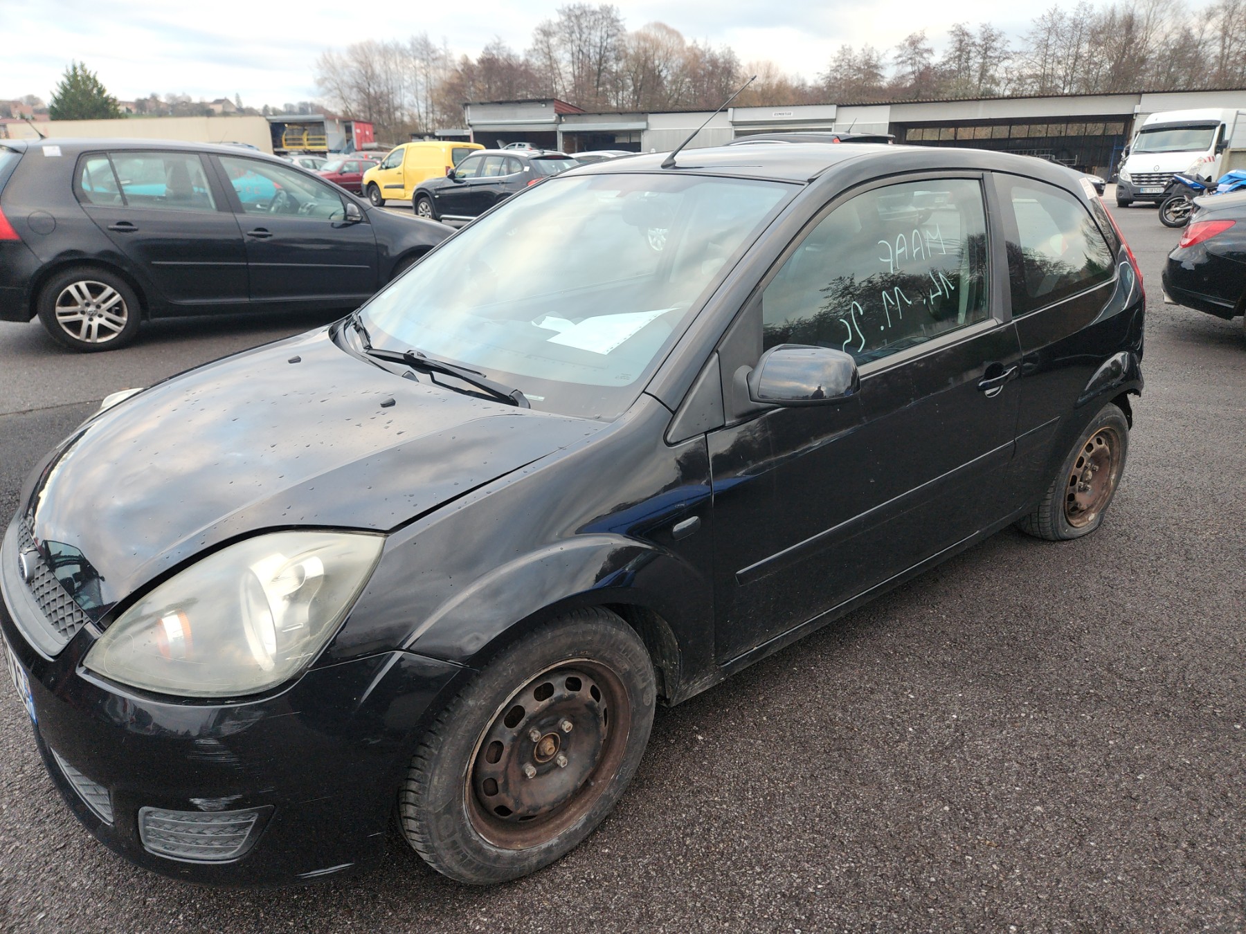Retroviseur gauche pour FORD FIESTA 5 PHASE 2 Retroviseur gauche pour FORD FIESTA 5 PHASE 2