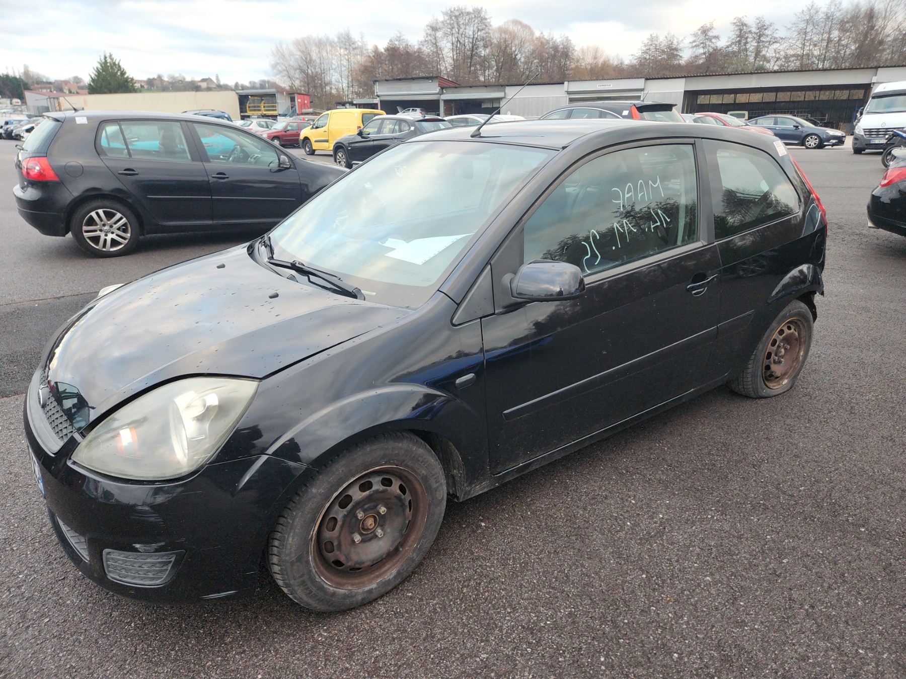 Retroviseur gauche pour FORD FIESTA 5 PHASE 2 Retroviseur gauche pour FORD FIESTA 5 PHASE 2