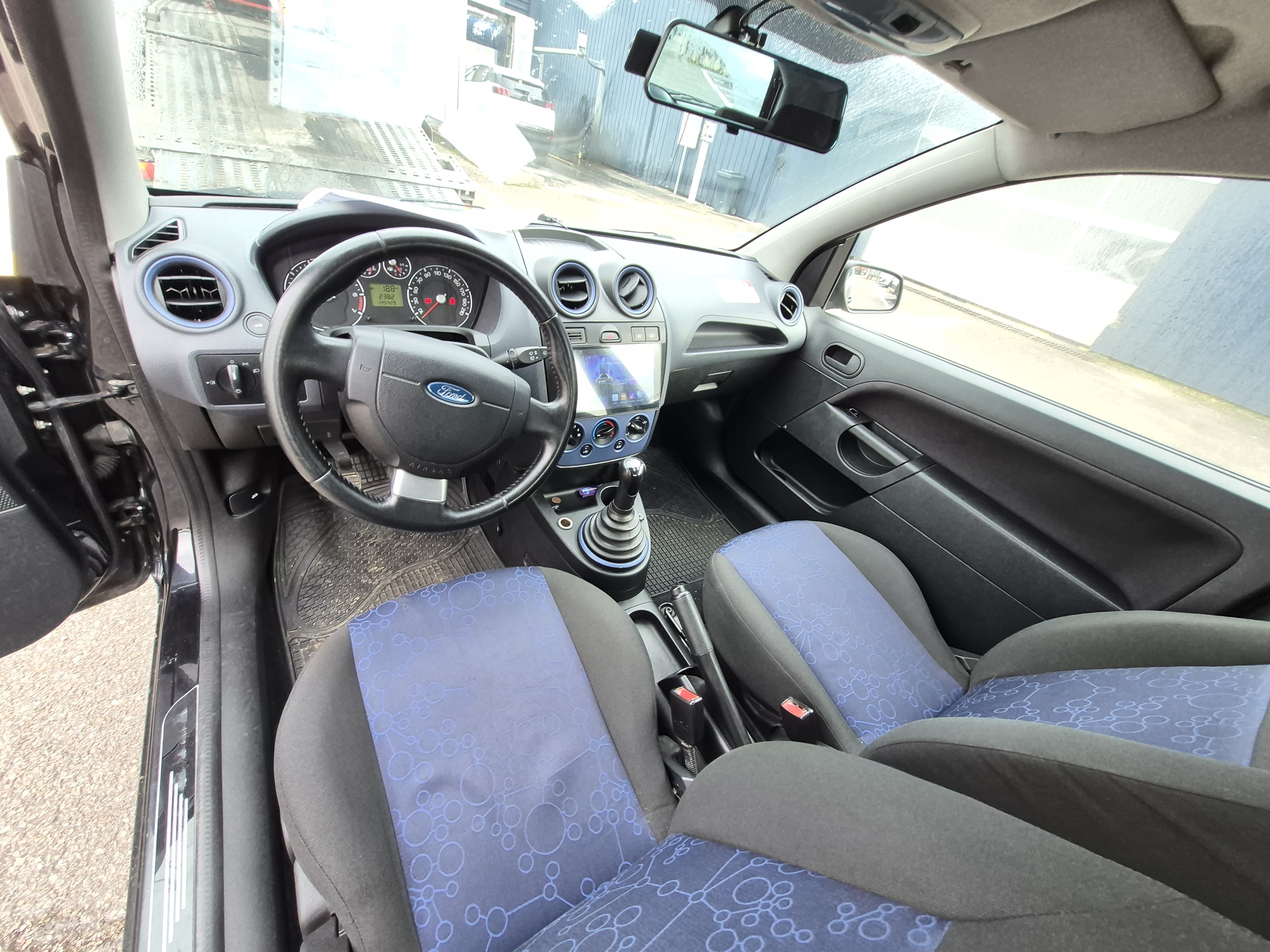 Retroviseur gauche pour FORD FIESTA 5 PHASE 2 Retroviseur gauche pour FORD FIESTA 5 PHASE 2