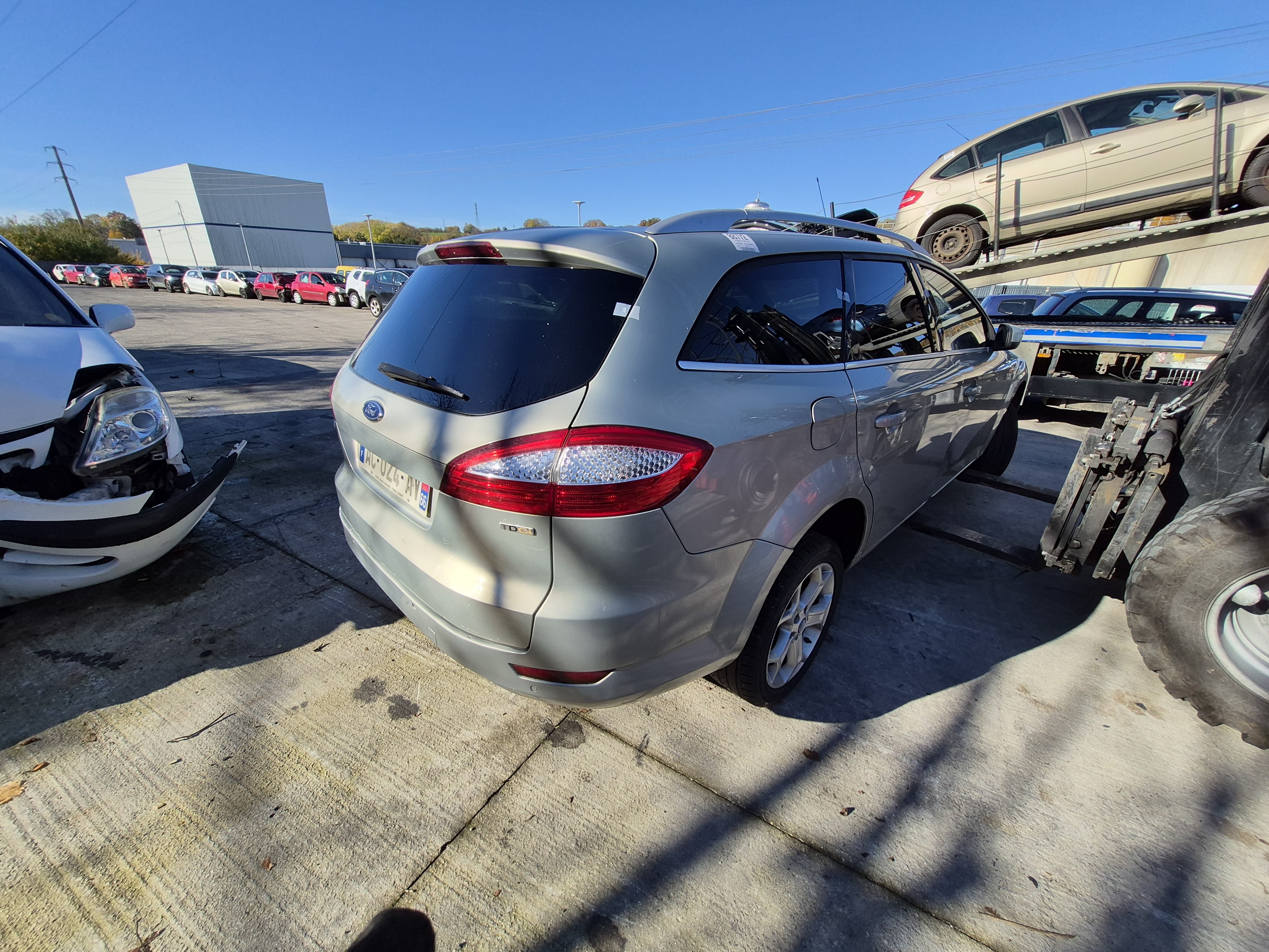 Jante pour FORD MONDEO 3 PHASE 1 BREAK Jante pour FORD MONDEO 3 PHASE 1 BREAK