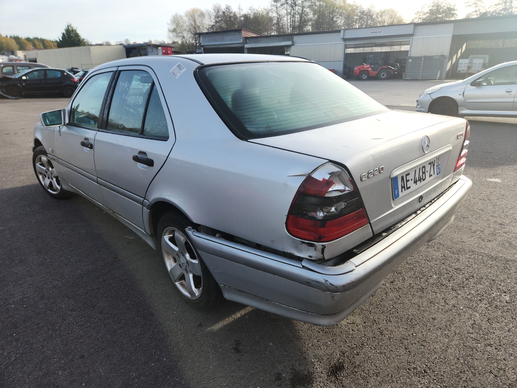 Bloc ABS (freins anti-blocage) pour MERCEDES CLASSE C 202 PHASE 2 Bloc ABS (freins anti-blocage) pour MERCEDES CLASSE C 202 PHASE 2