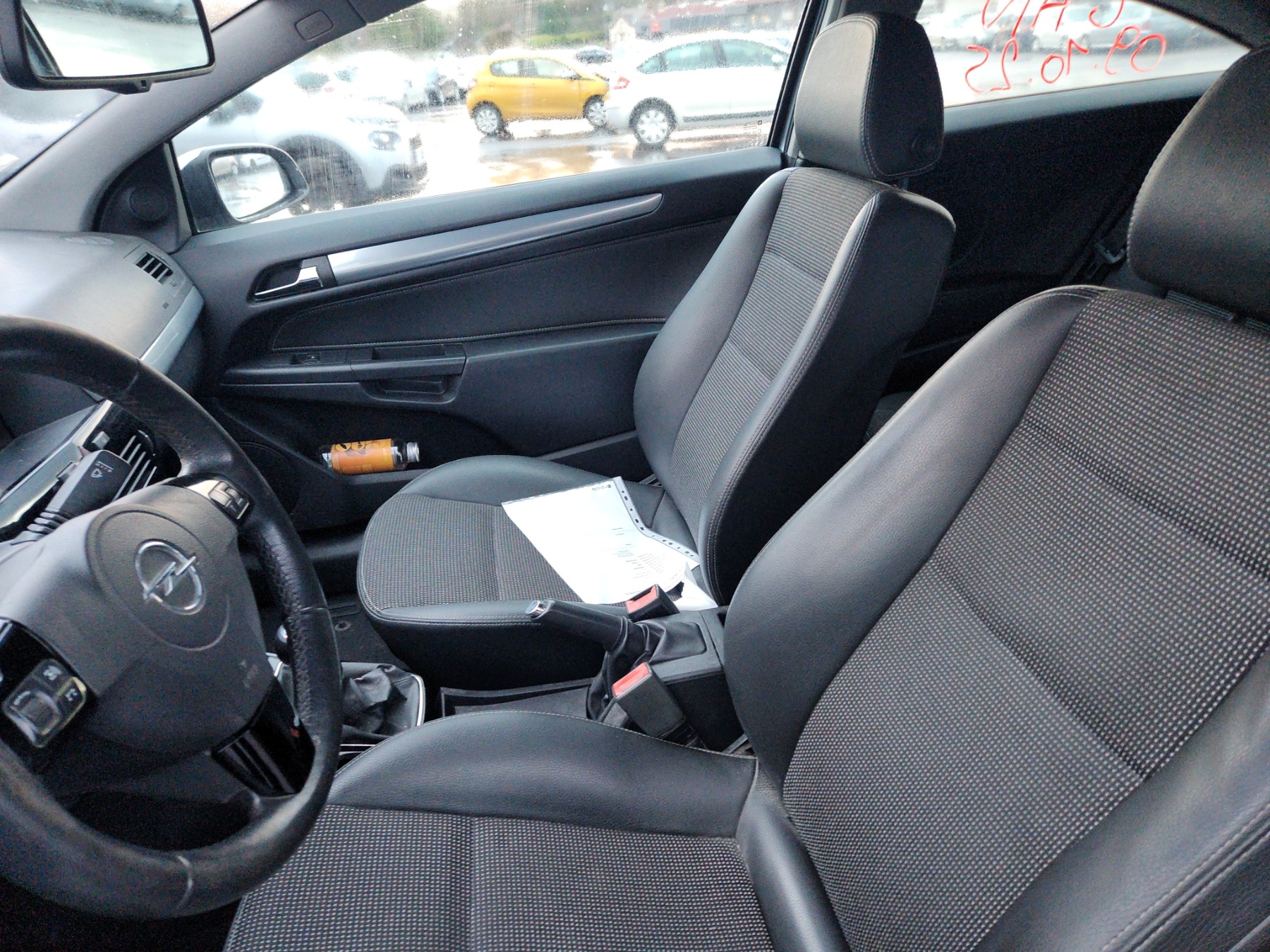 Serrure avant gauche pour OPEL ASTRA H GTC PHASE 2 Serrure avant gauche pour OPEL ASTRA H GTC PHASE 2