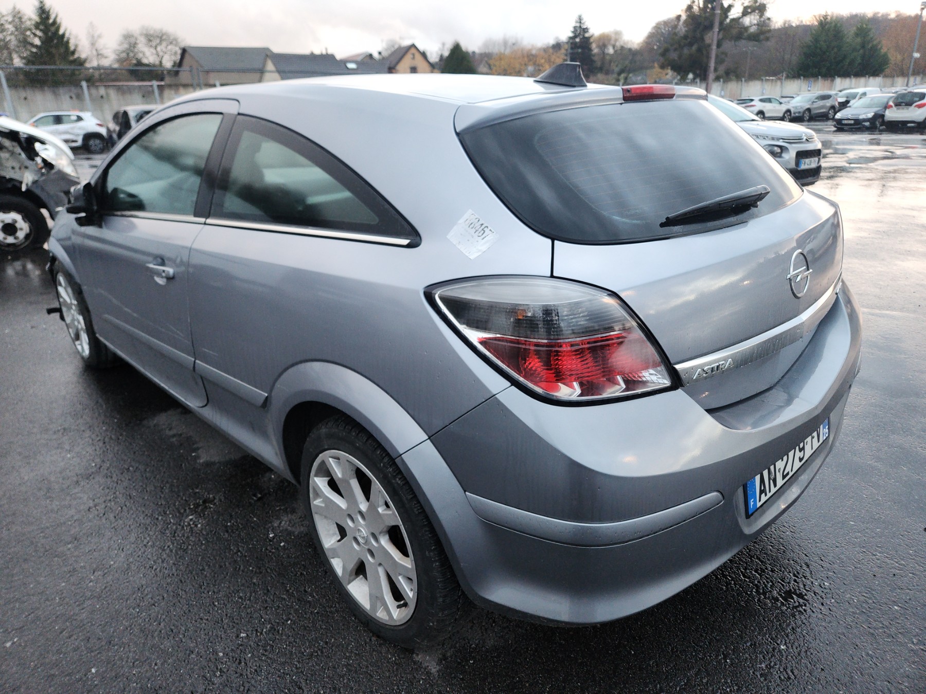 Serrure avant gauche pour OPEL ASTRA H GTC PHASE 2 Serrure avant gauche pour OPEL ASTRA H GTC PHASE 2