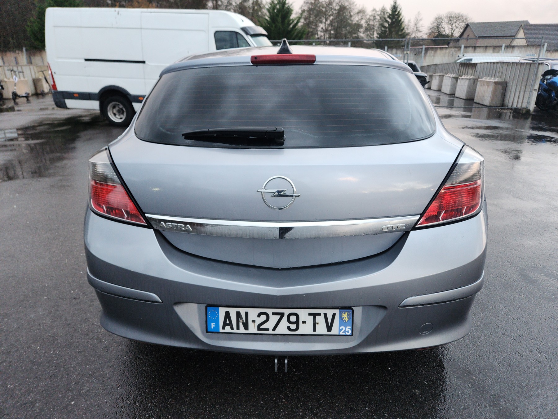 Serrure avant gauche pour OPEL ASTRA H GTC PHASE 2 Serrure avant gauche pour OPEL ASTRA H GTC PHASE 2