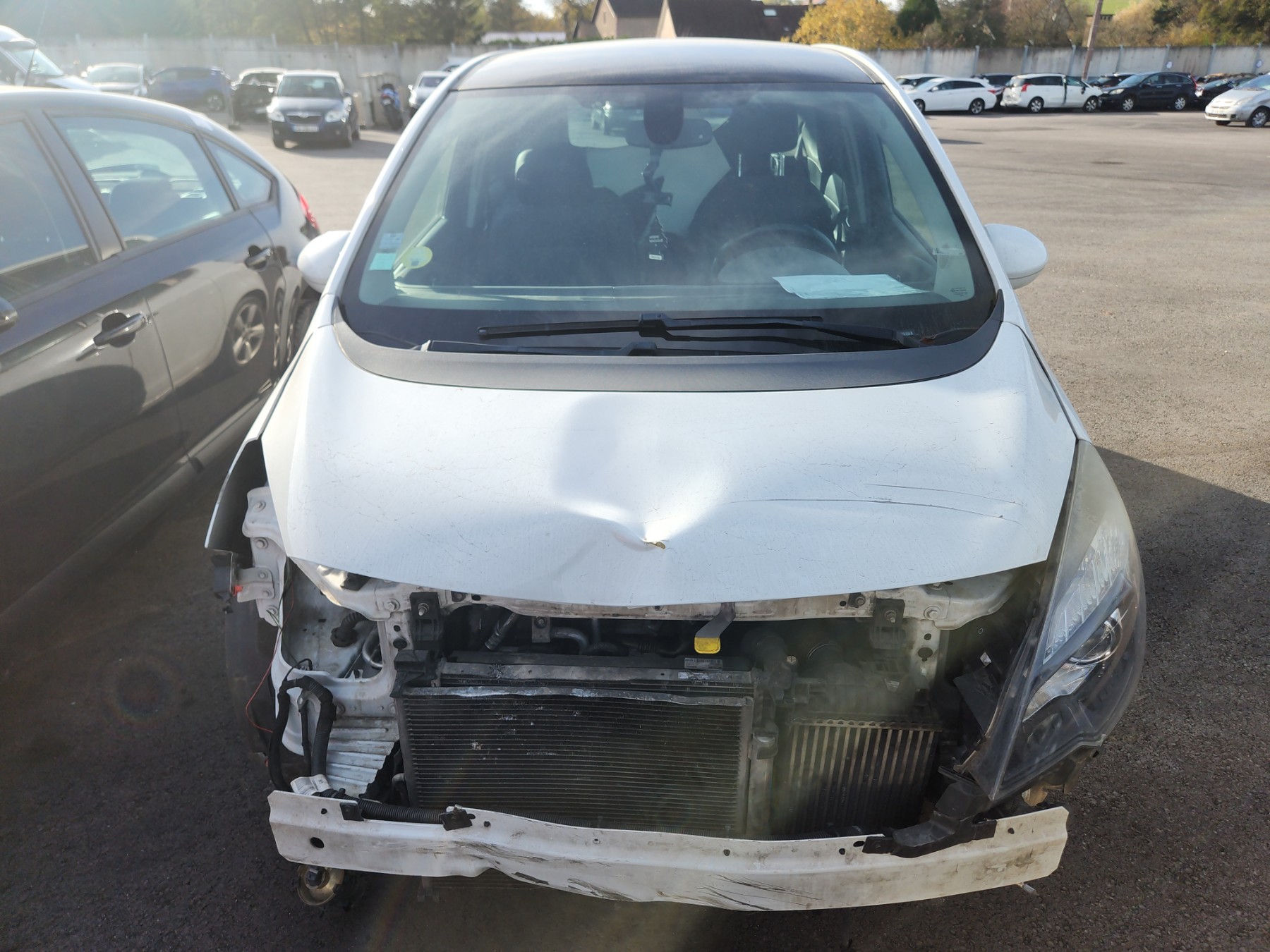 Feu arriere principal gauche (feux) pour OPEL MERIVA B PHASE 1 Feu arriere principal gauche (feux) pour OPEL MERIVA B PHASE 1