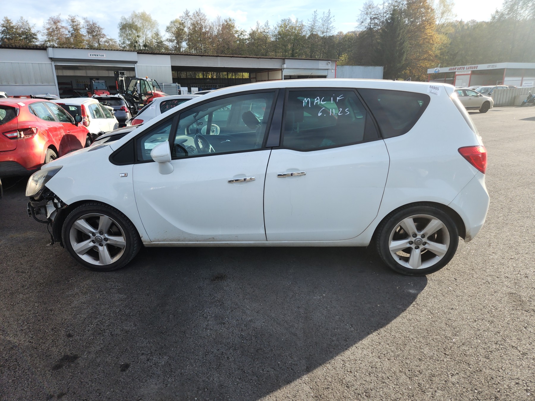 Feu arriere principal gauche (feux) pour OPEL MERIVA B PHASE 1 Feu arriere principal gauche (feux) pour OPEL MERIVA B PHASE 1