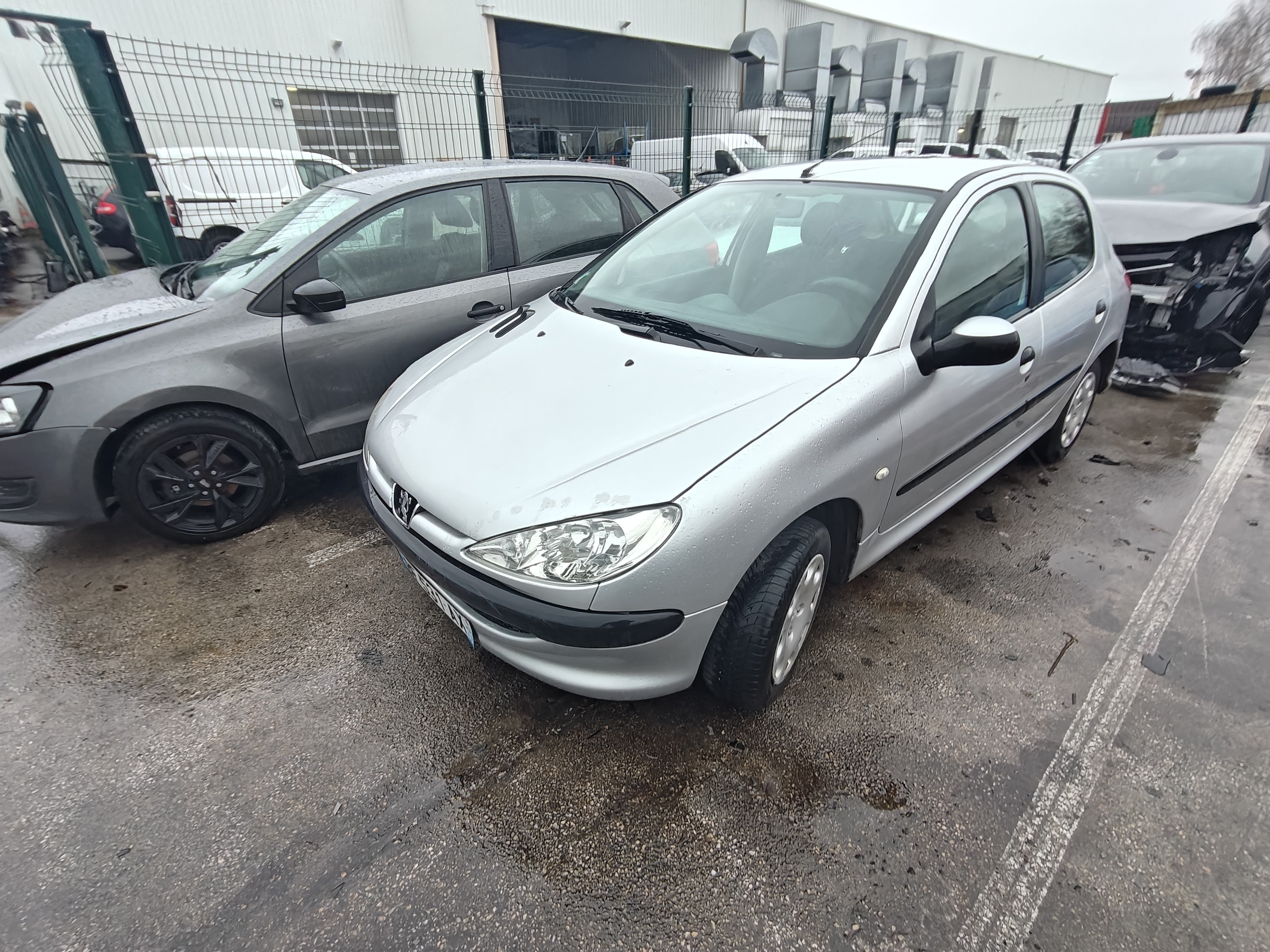 Pare choc avant pour PEUGEOT 206 PHASE 2 Pare choc avant pour PEUGEOT 206 PHASE 2