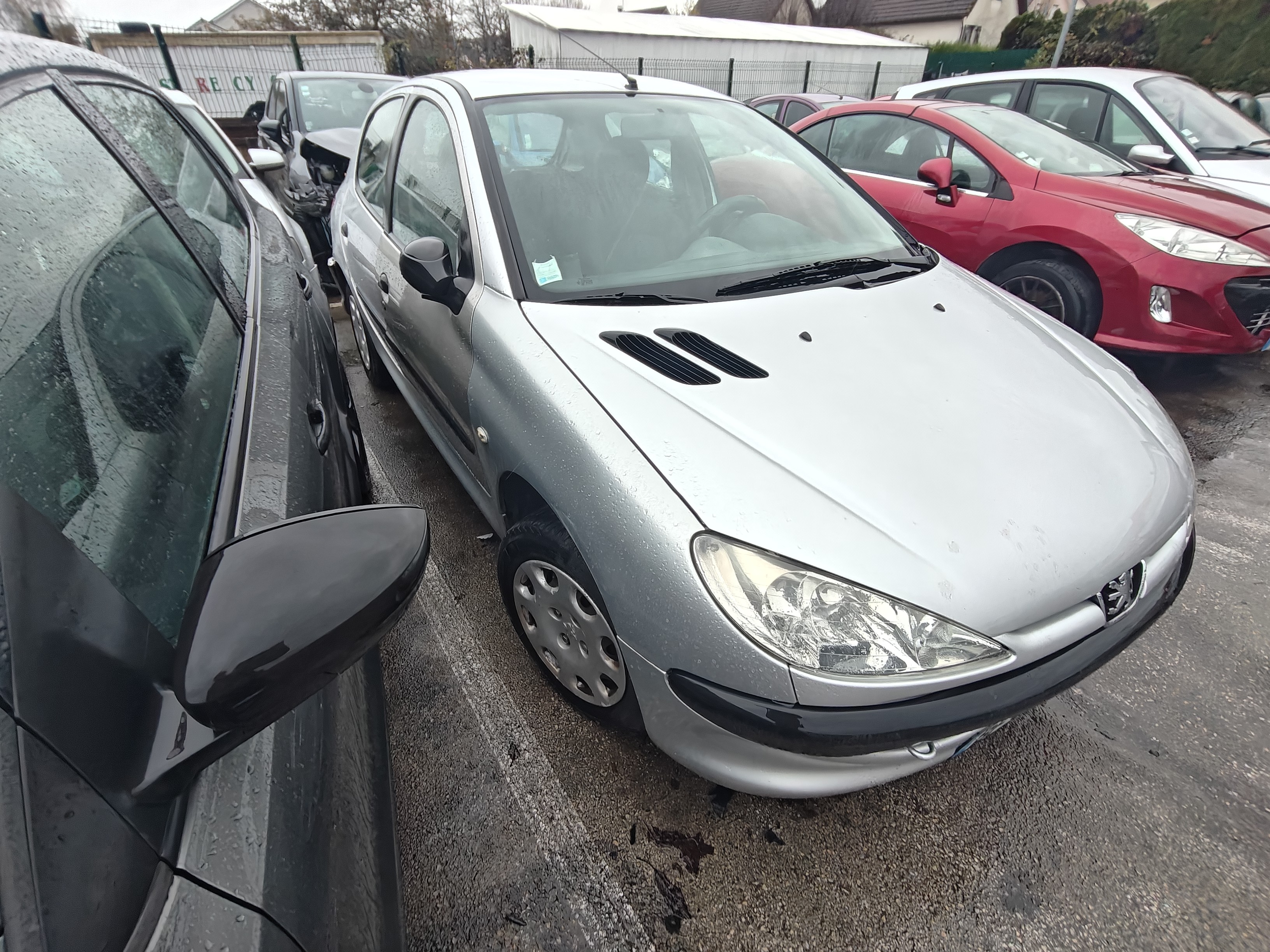 Pare choc avant pour PEUGEOT 206 PHASE 2 Pare choc avant pour PEUGEOT 206 PHASE 2