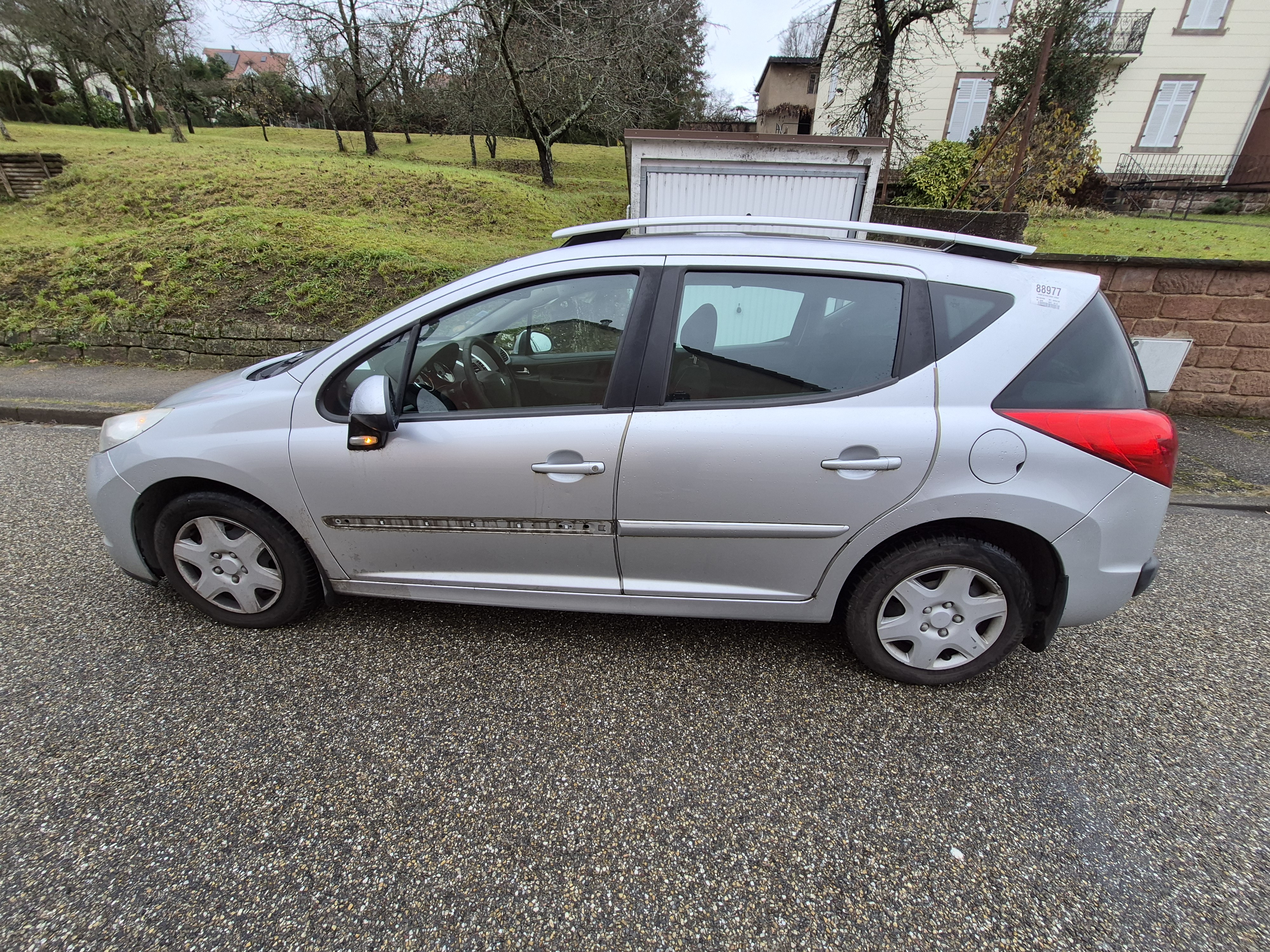 Retroviseur gauche pour PEUGEOT 207 PHASE 2 BREAK Retroviseur gauche pour PEUGEOT 207 PHASE 2 BREAK