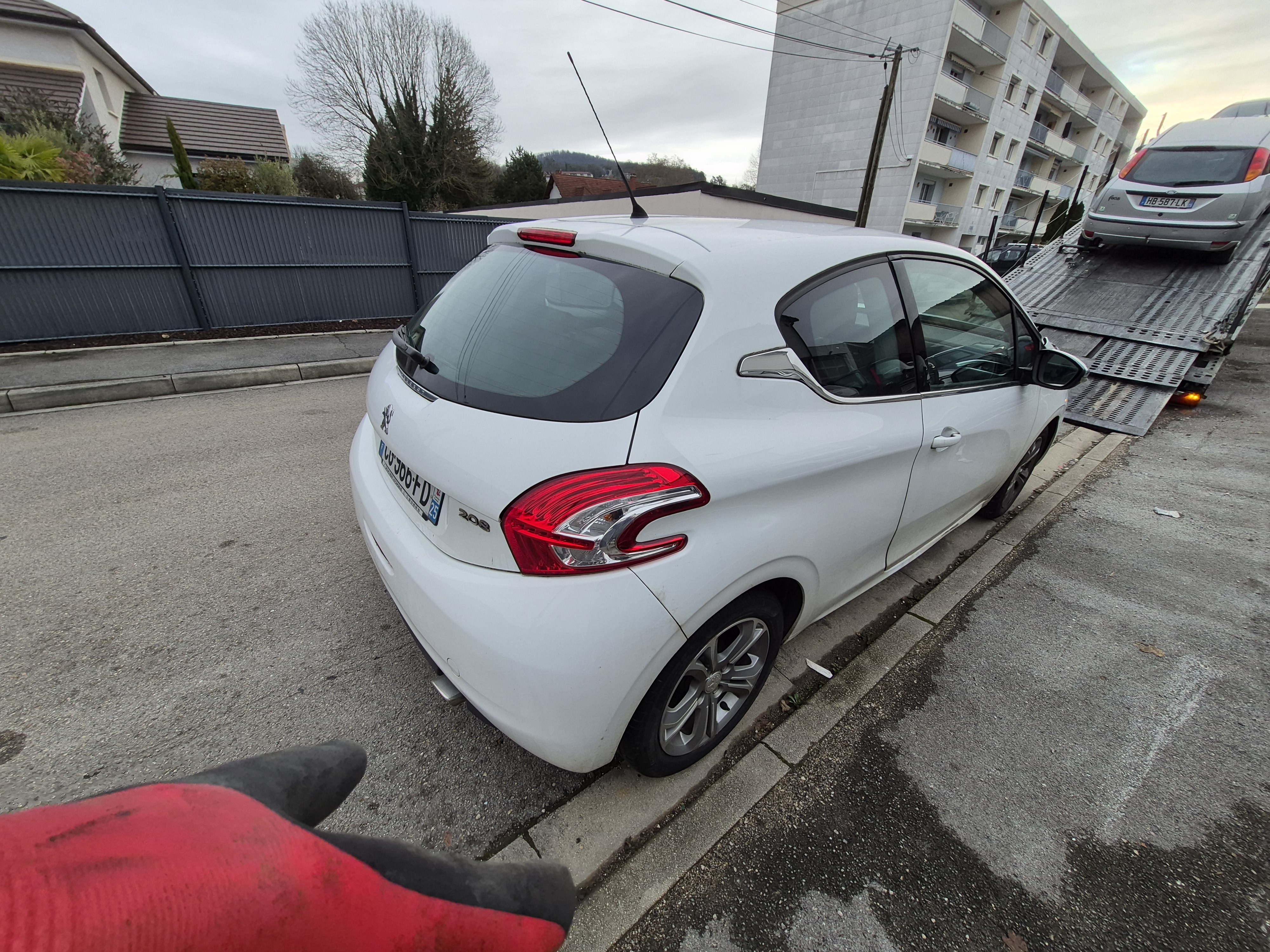 Porte avant gauche pour PEUGEOT 208 1 PHASE 1 Porte avant gauche pour PEUGEOT 208 1 PHASE 1