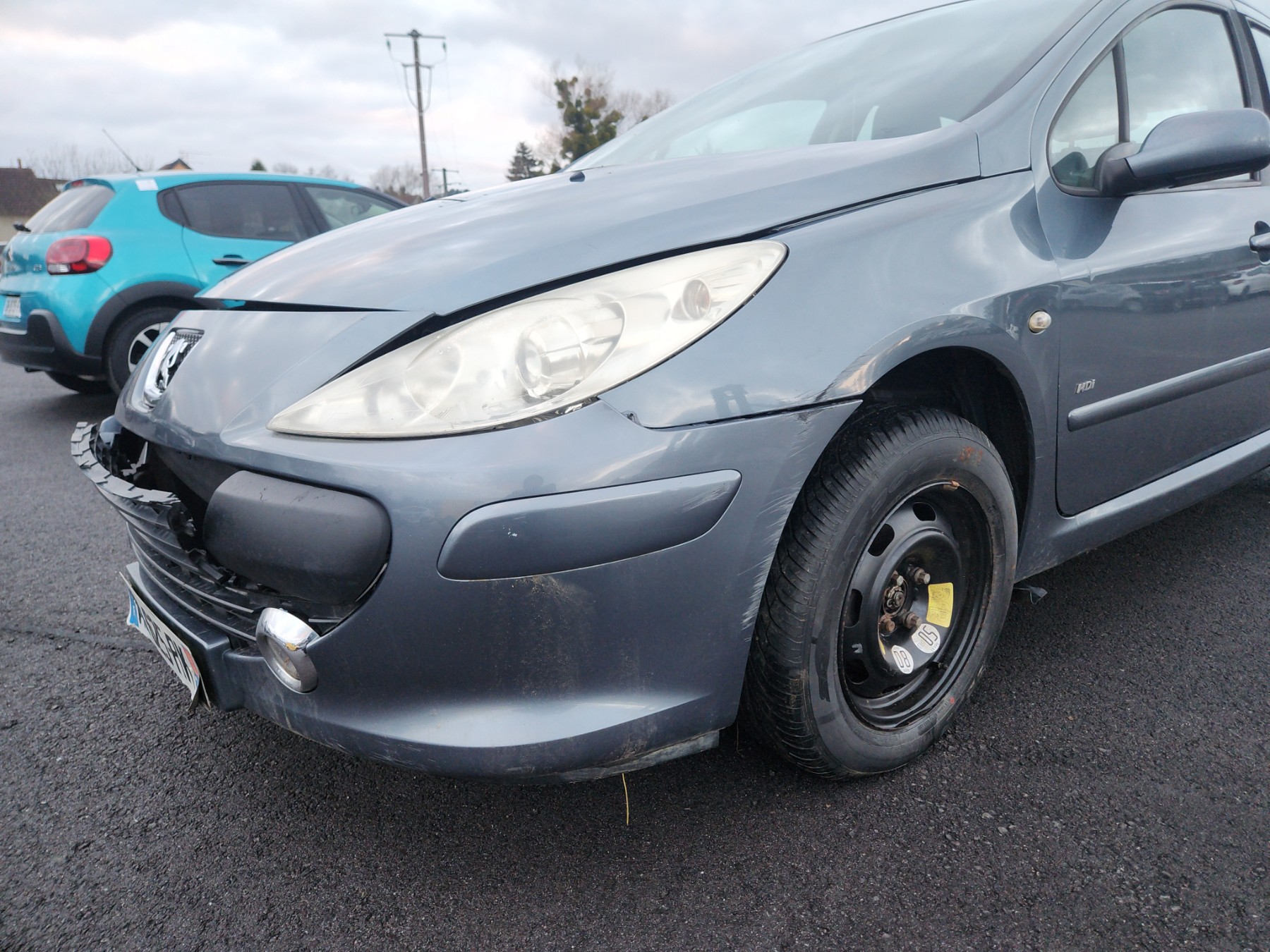Aile avant gauche pour PEUGEOT 307 PHASE 2 Aile avant gauche pour PEUGEOT 307 PHASE 2
