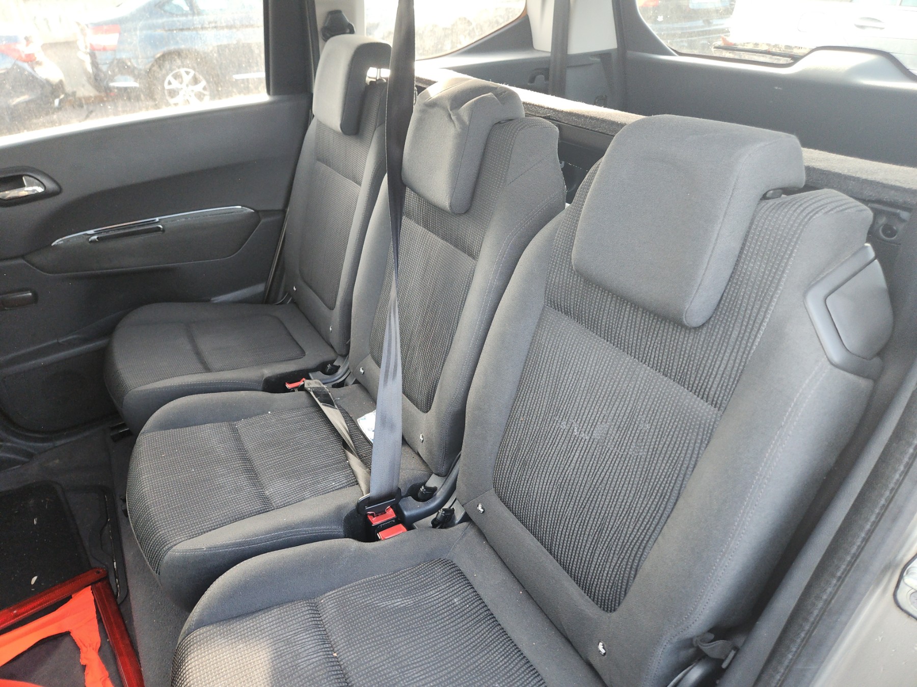 Porte arriere gauche pour PEUGEOT 5008 1 PHASE 1 Porte arriere gauche pour PEUGEOT 5008 1 PHASE 1
