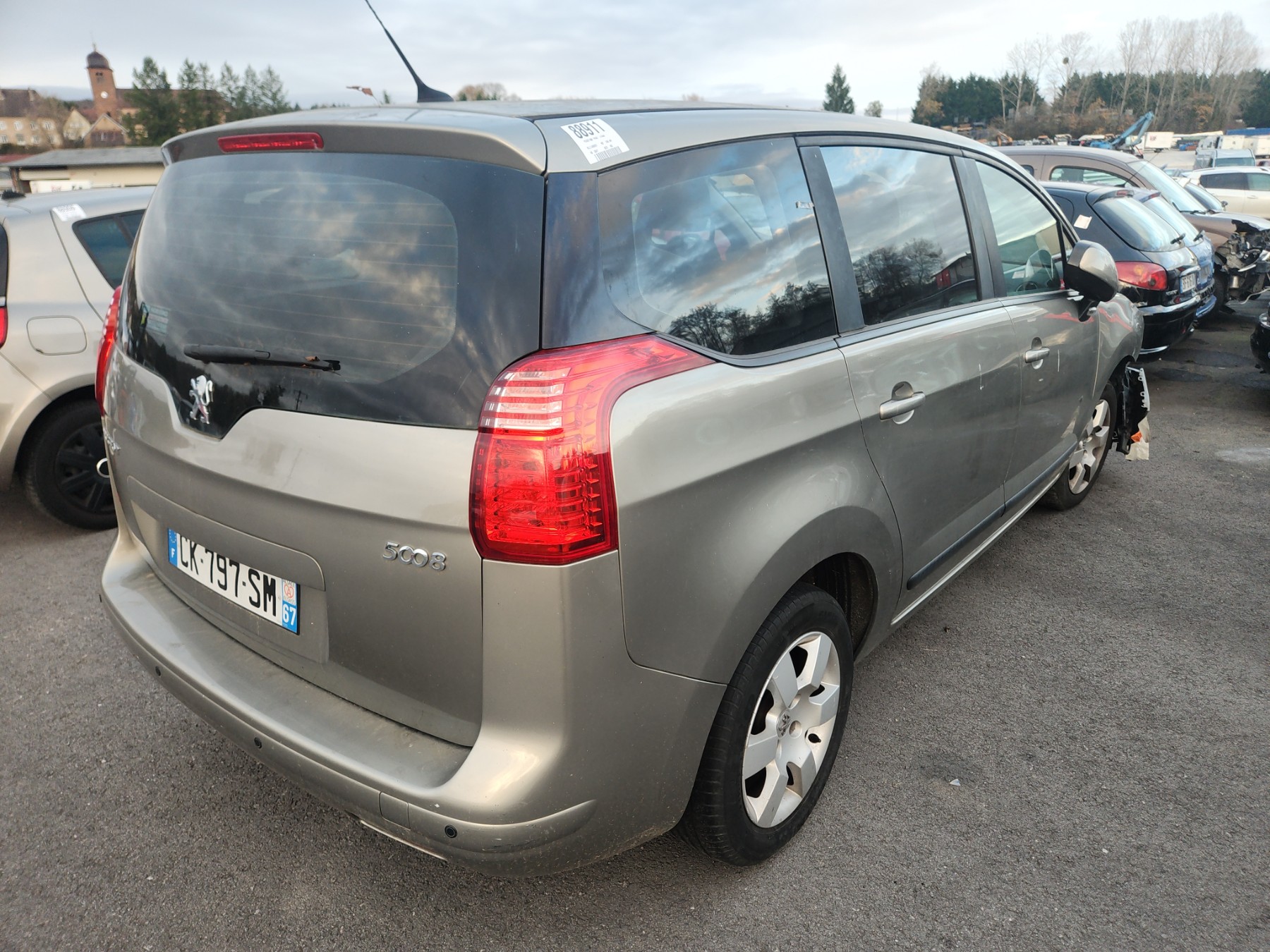 Porte arriere gauche pour PEUGEOT 5008 1 PHASE 1 Porte arriere gauche pour PEUGEOT 5008 1 PHASE 1