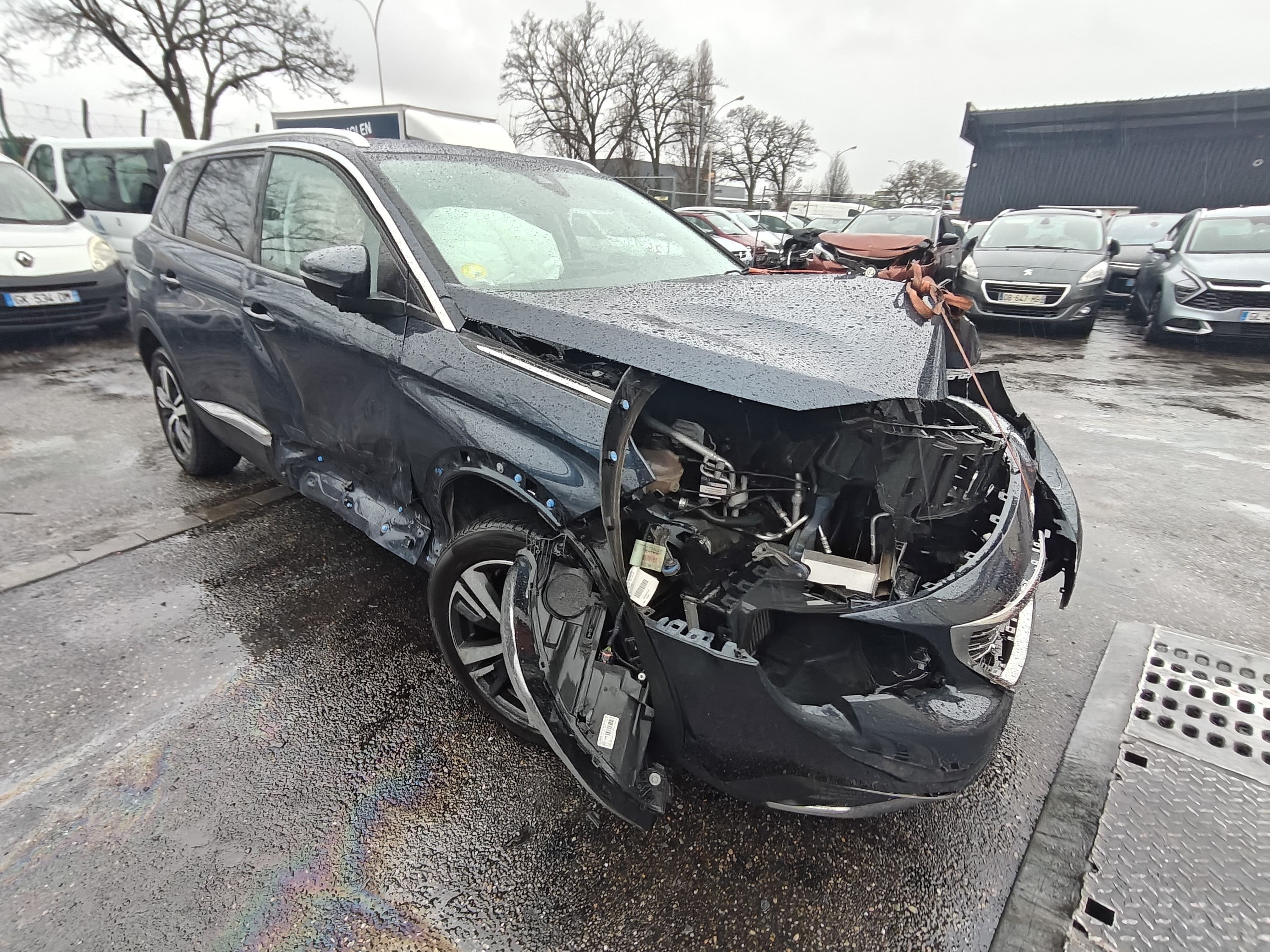 Jante pour PEUGEOT 5008 2 PHASE 1 Jante pour PEUGEOT 5008 2 PHASE 1